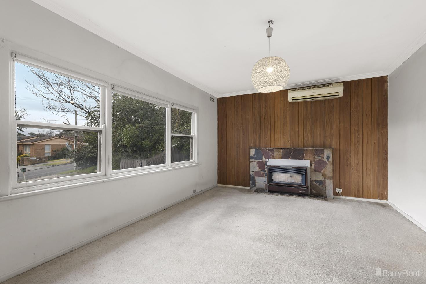 18 Roger Street, Doncaster East, VIC 3109, Doncaster East - Thumbnail 2