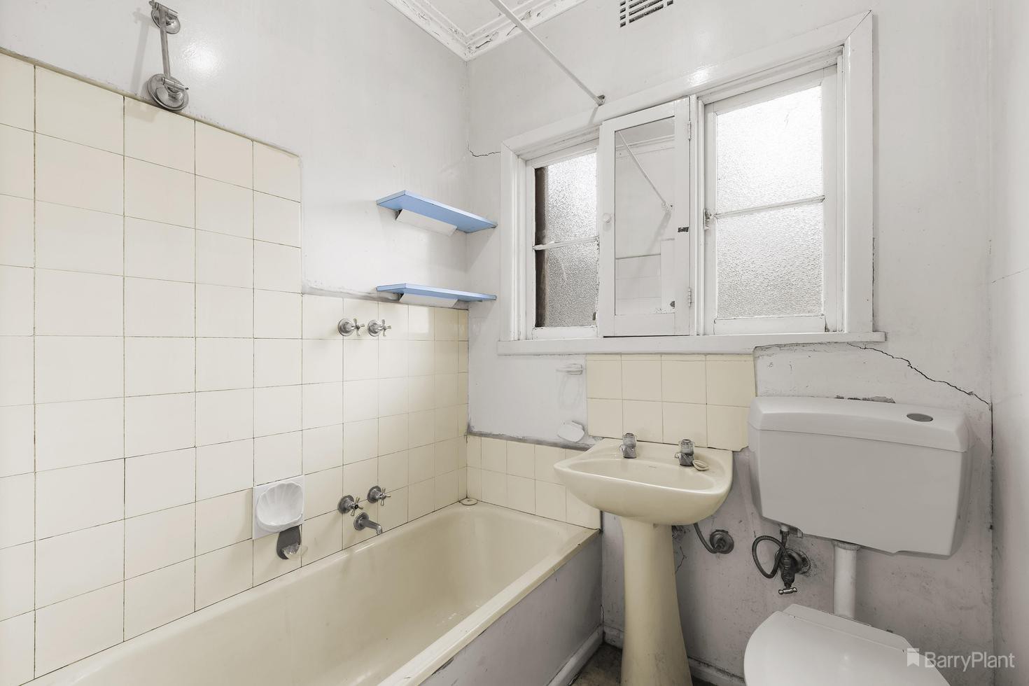 18 Roger Street, Doncaster East, VIC 3109, Doncaster East - Thumbnail 5