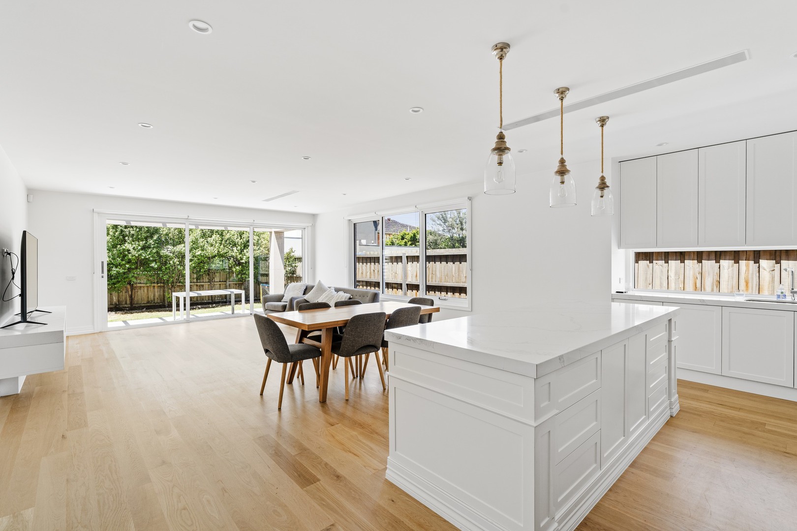 18 Ronald Street, Essendon North, VIC 3041, Essendon North - Thumbnail 2