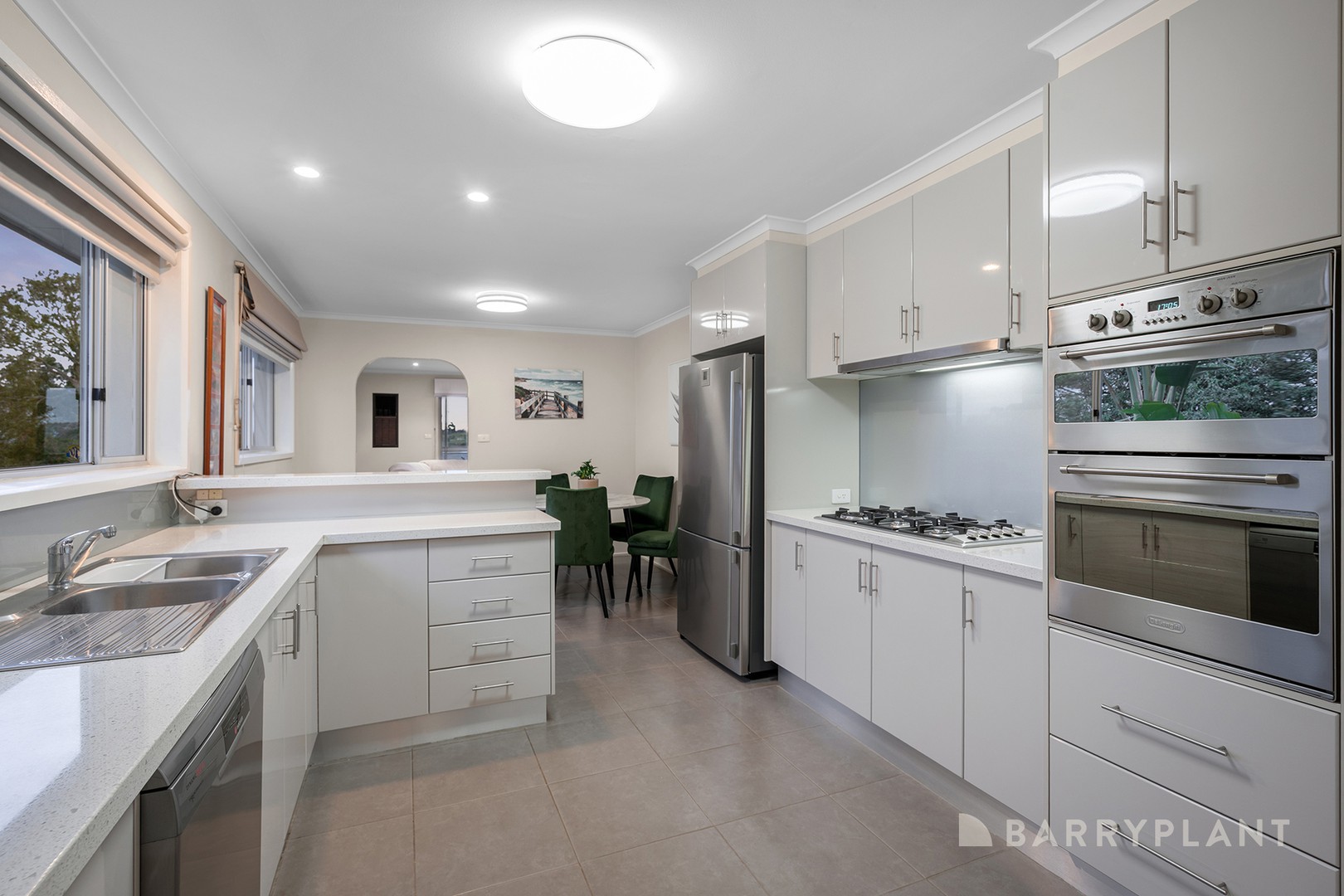 18 Russell Street, Mount Evelyn, VIC 3796, Mount Evelyn - Thumbnail 3