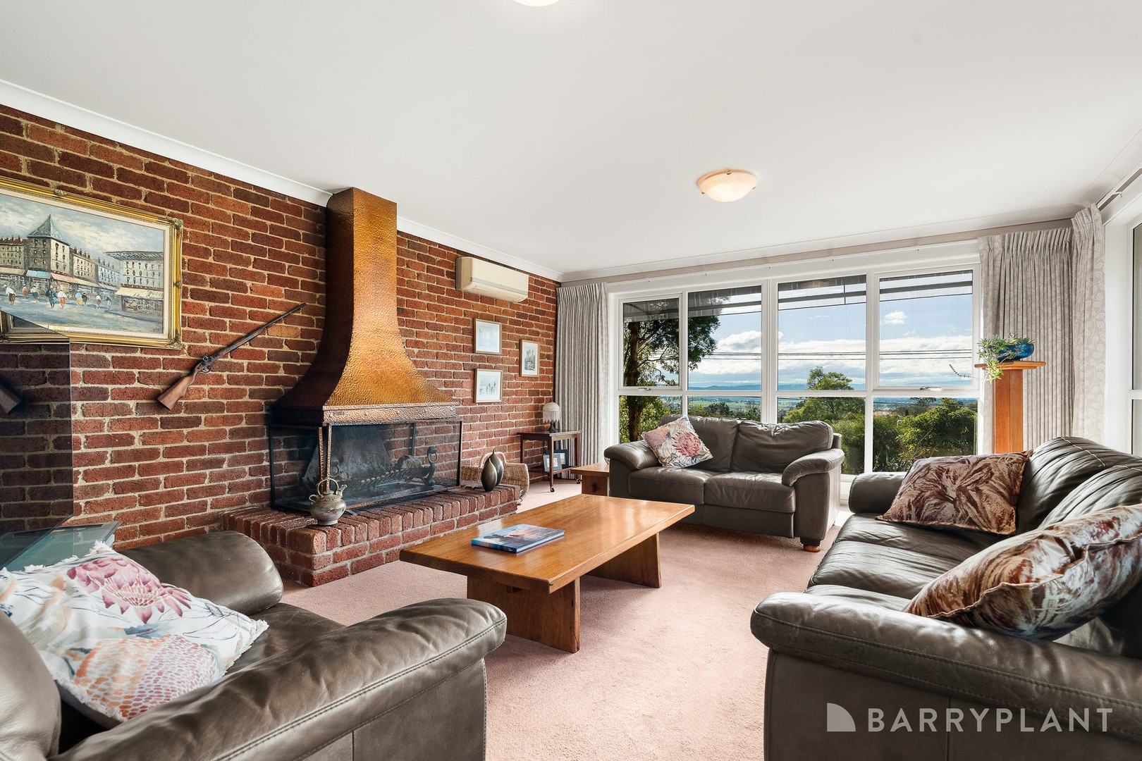18 Saddleback Ridge, Chirnside Park, VIC 3116 - Thumbnail 2 - 15/06/2026