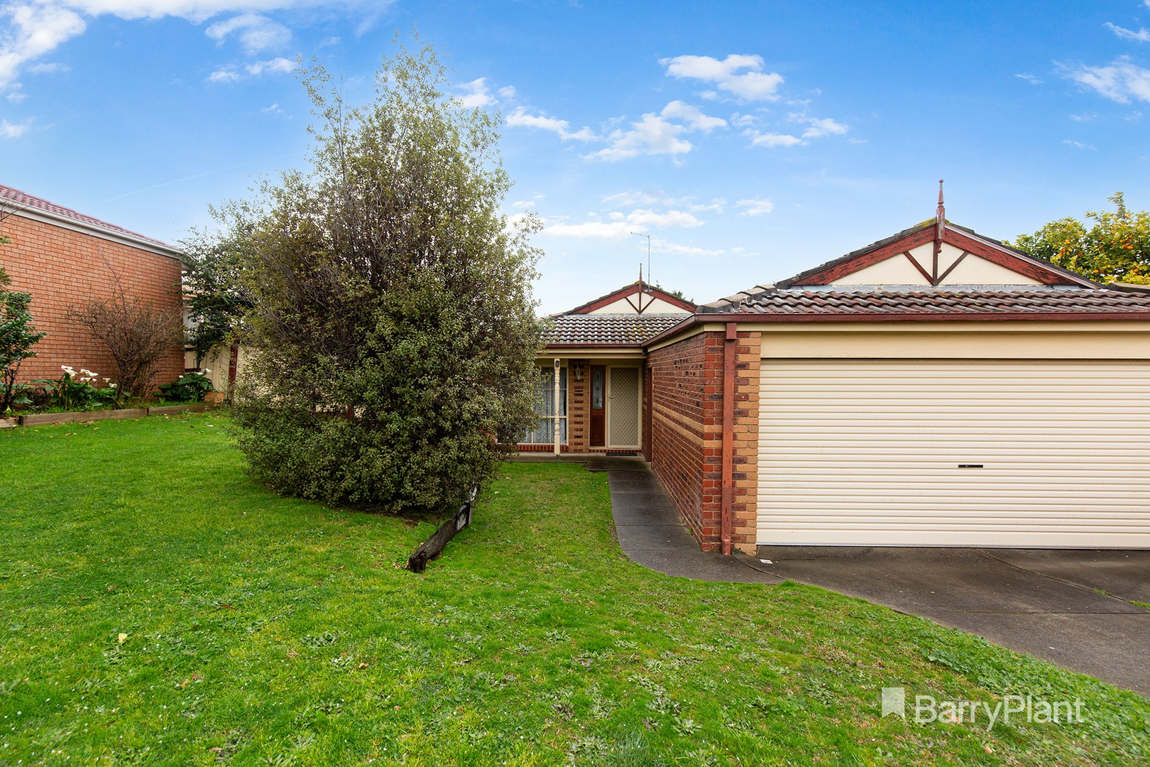18 Sandalwood Drive, Narre Warren, VIC 3805, Narre Warren - Thumbnail 3