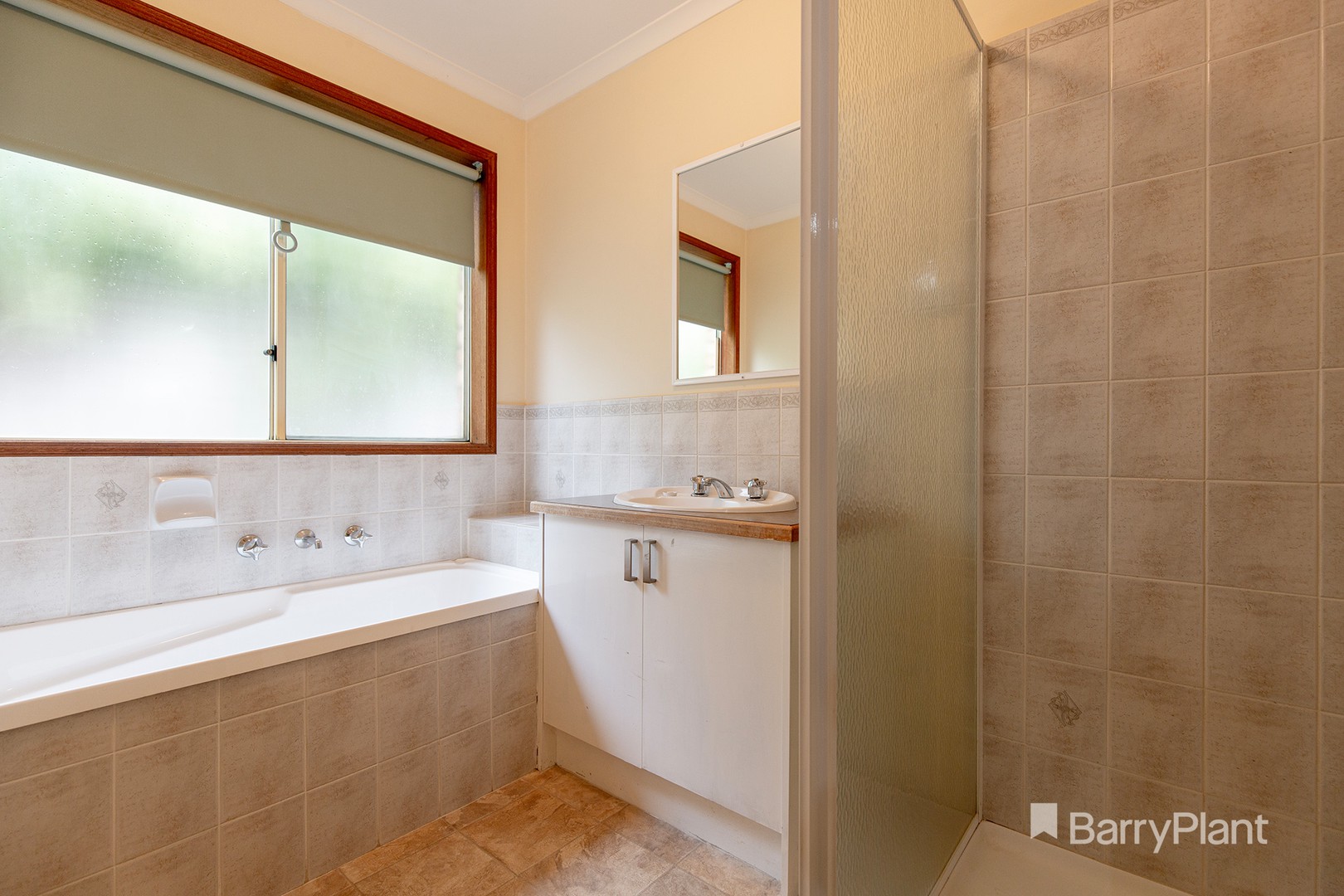 18 Sandalwood Drive, Narre Warren, VIC 3805, Narre Warren - Thumbnail 5