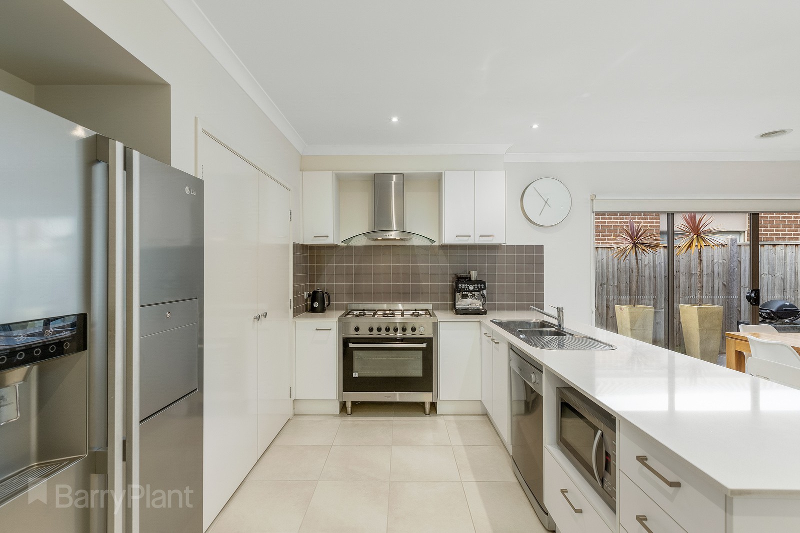 18 Santorini CrescentPoint Cook, VIC 3030, Point Cook - Thumbnail 8