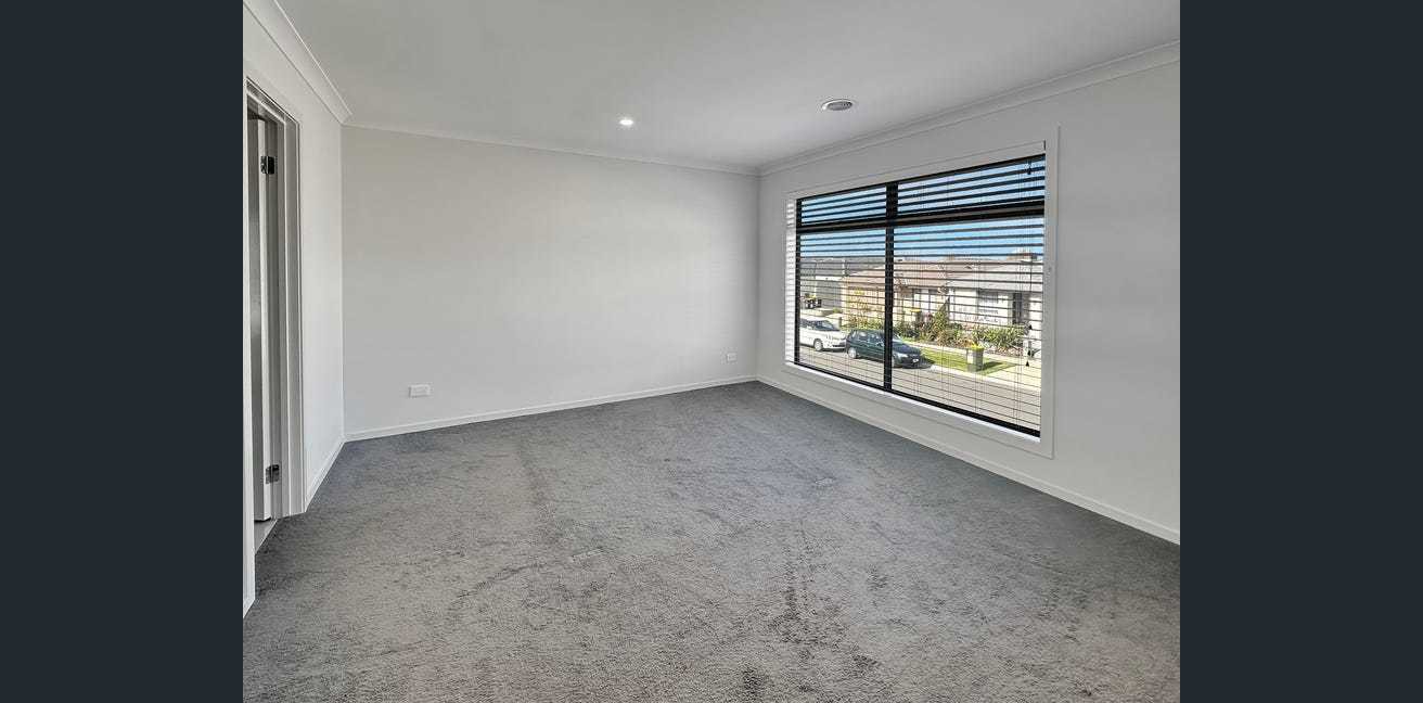 18 Schefflera Street, Craigieburn, VIC 3064, Craigieburn - Thumbnail 6