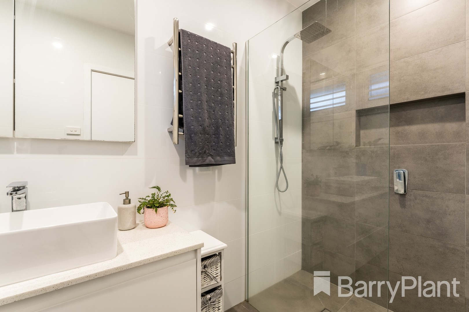 18 Seymour CloseGrovedale, VIC 3216, Grovedale - Thumbnail 8