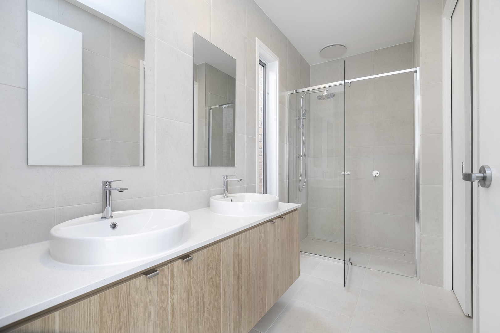 18 Sheniz Avenue, Fraser Rise, VIC 3336, Fraser Rise - Thumbnail 3