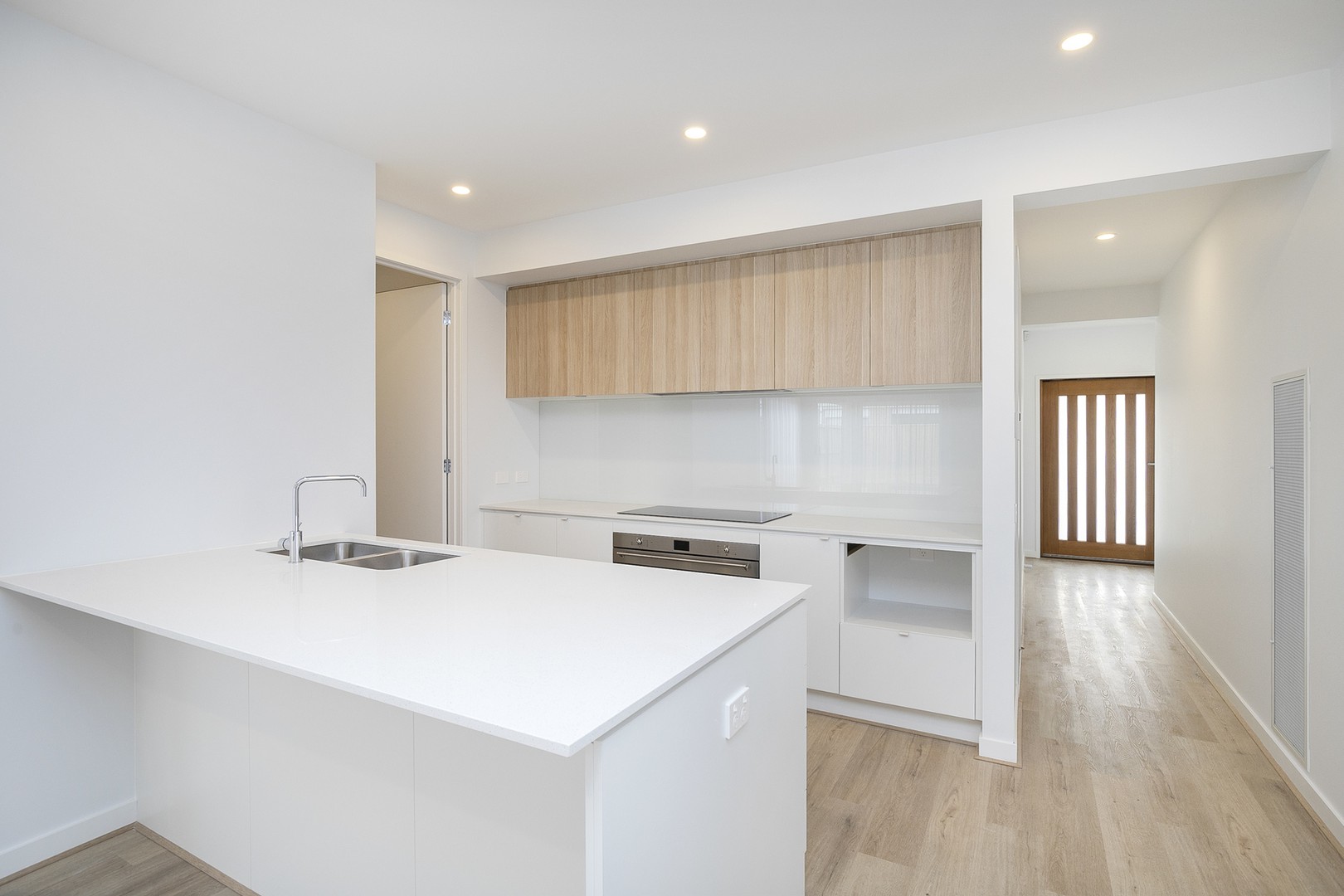 18 Sheniz Avenue, Fraser Rise, VIC 3336, Fraser Rise - Thumbnail 8