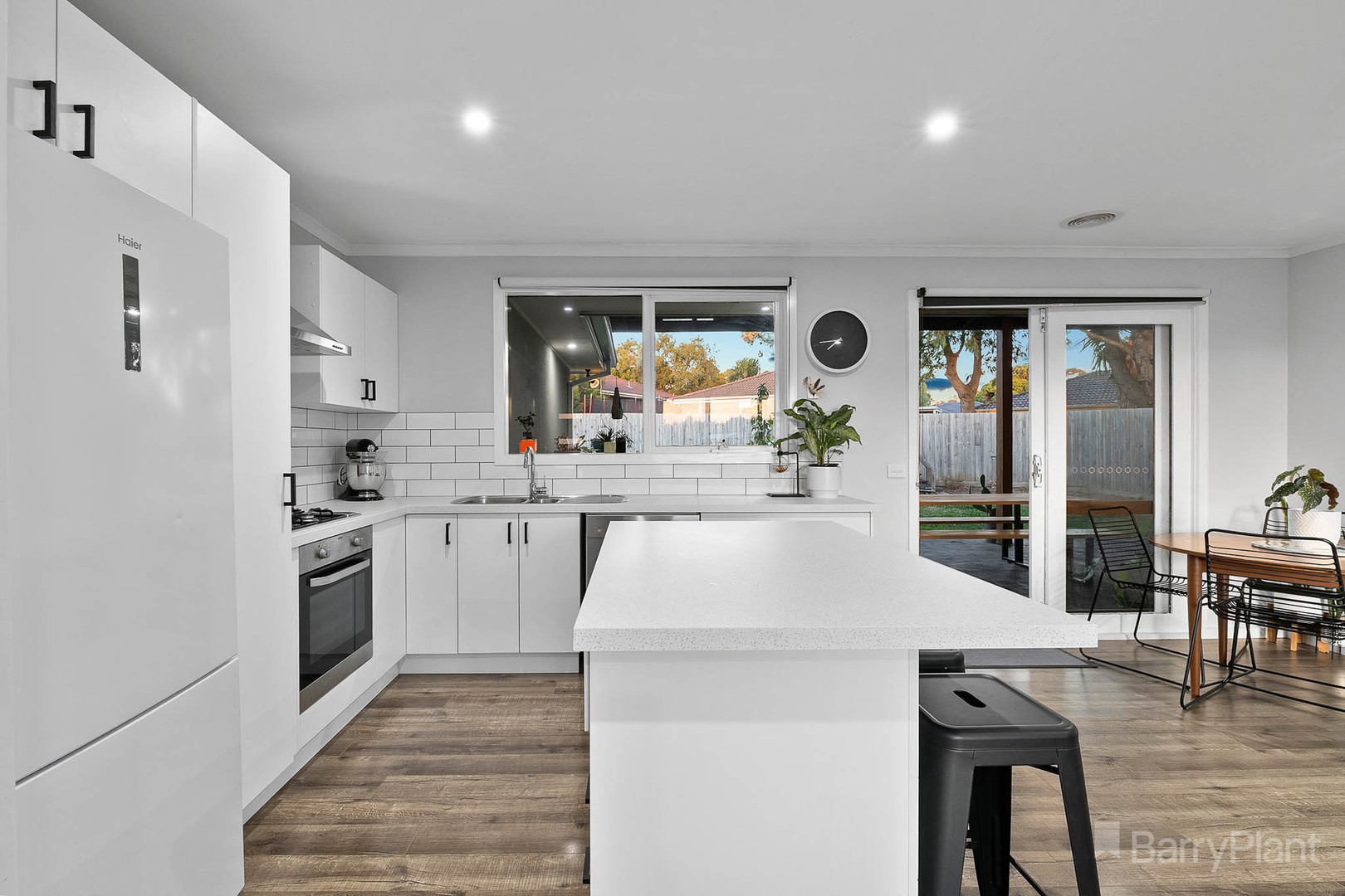 18 Smethurst Avenue, Pakenham, VIC 3810, Pakenham - Thumbnail 4