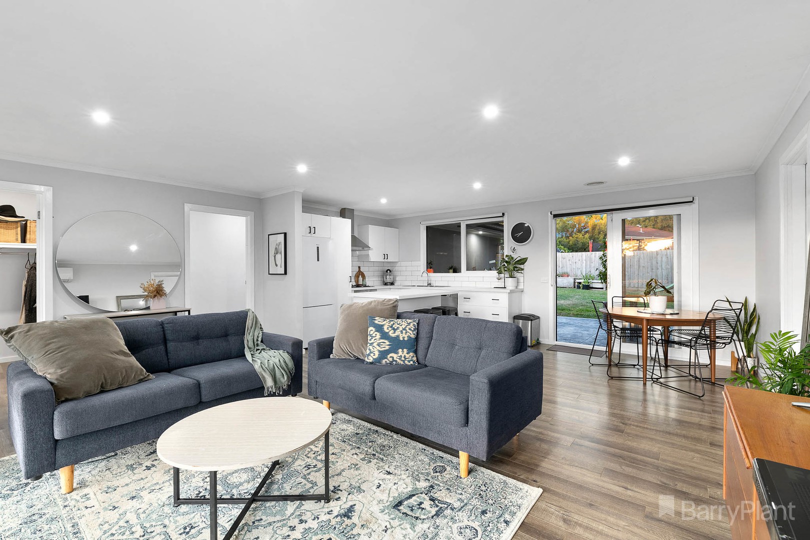 18 Smethurst Avenue, Pakenham, VIC 3810, Pakenham - Thumbnail 5