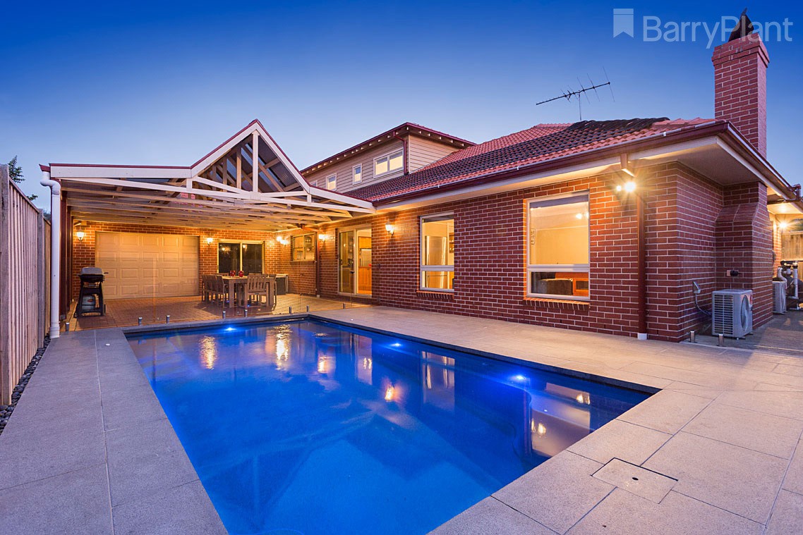 18 Snowbush Terrace, Point Cook, VIC 3030, Point Cook - Thumbnail 2