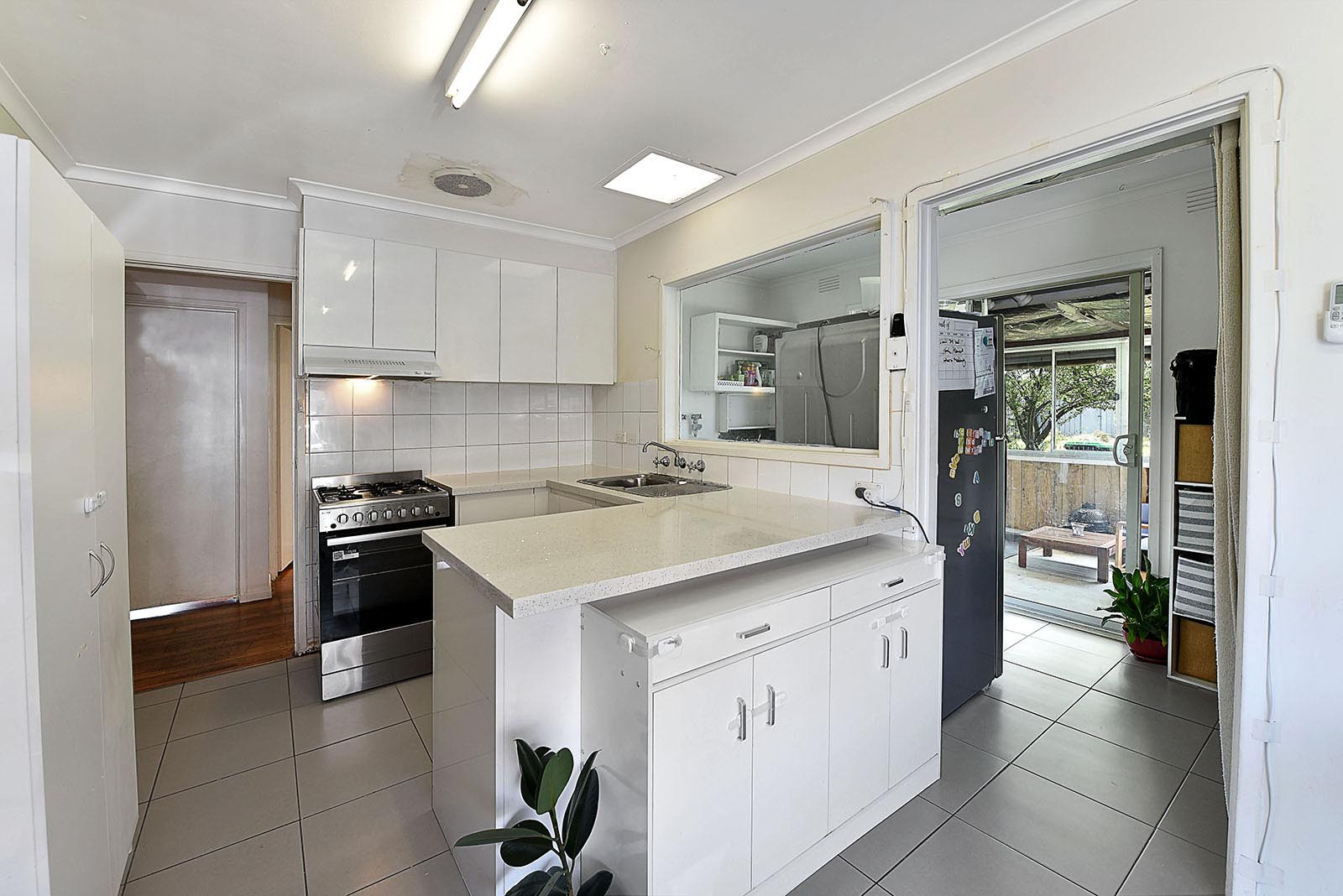 18 Sterling Dr, Keilor East, VIC 3033, Keilor East - Thumbnail 2