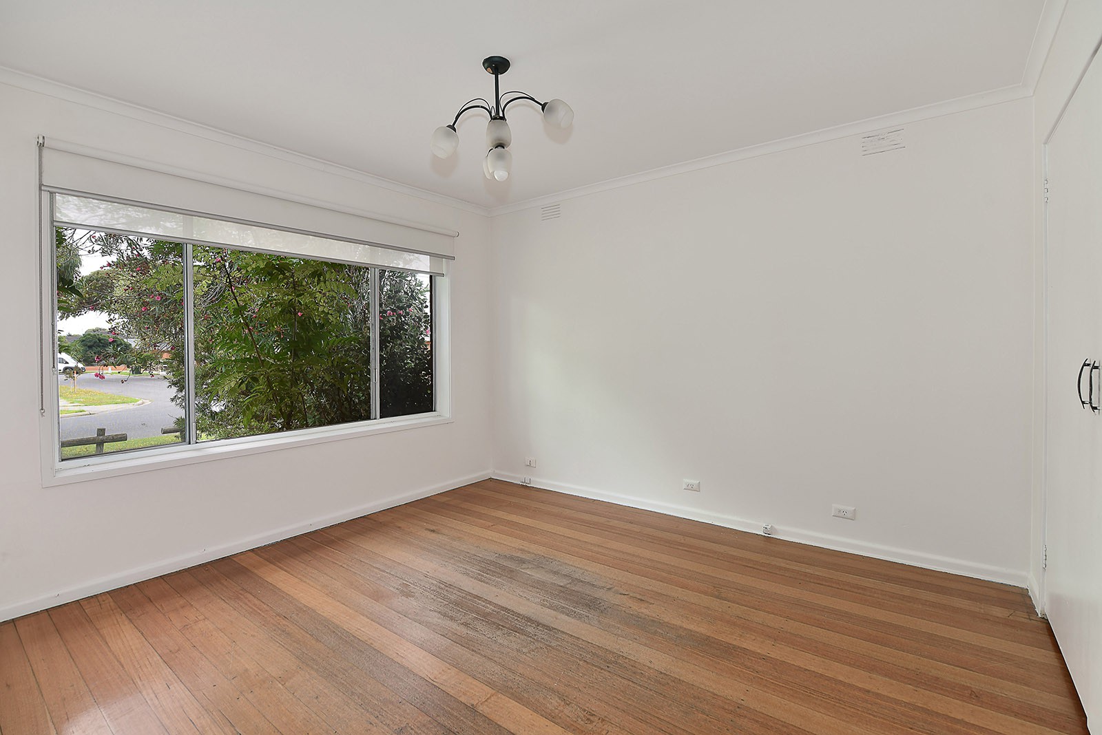 18 Sterling Drive, Keilor East, VIC 3033 - Thumbnail 1 - 22/12/2021