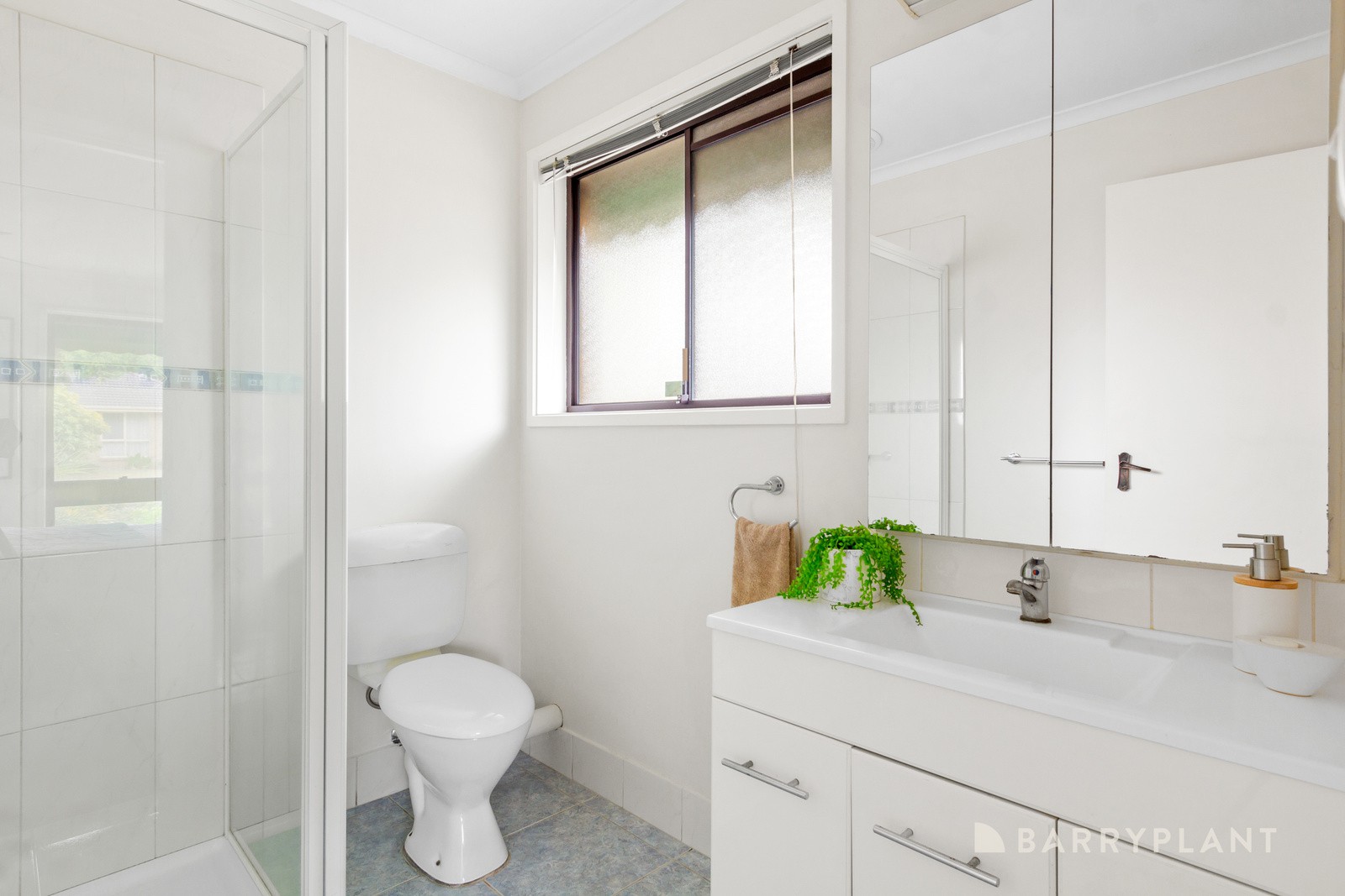 18 Stoneleigh Avenue, Boronia, VIC 3155, Boronia - Thumbnail 8