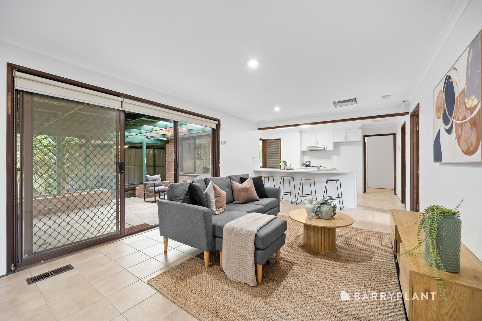 18 Streeton Circuit, Mill Park, VIC 3082, Mill Park - Thumbnail 3