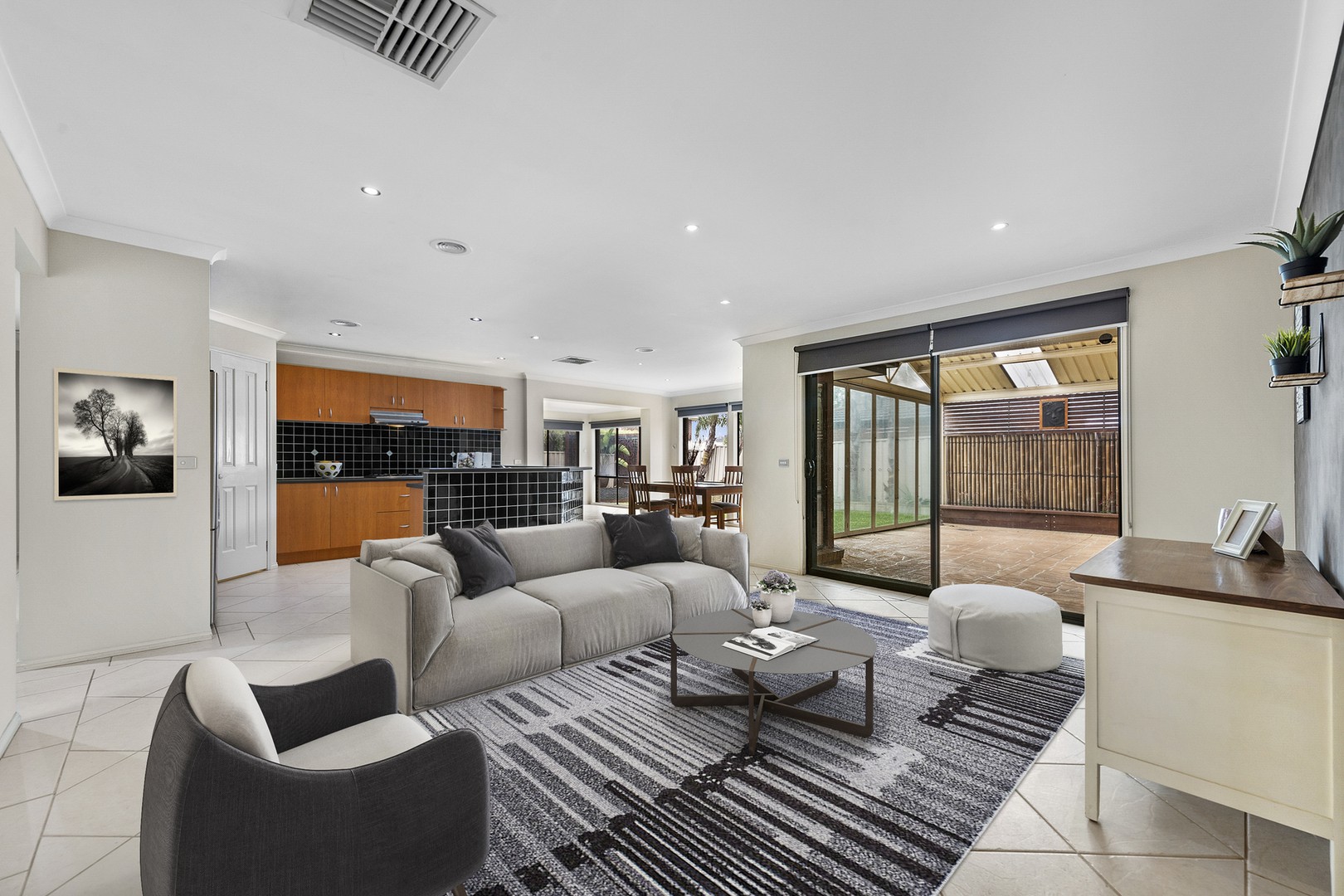 18 Summerhill Drive, Hillside, VIC 3037, Hillside - Thumbnail 2