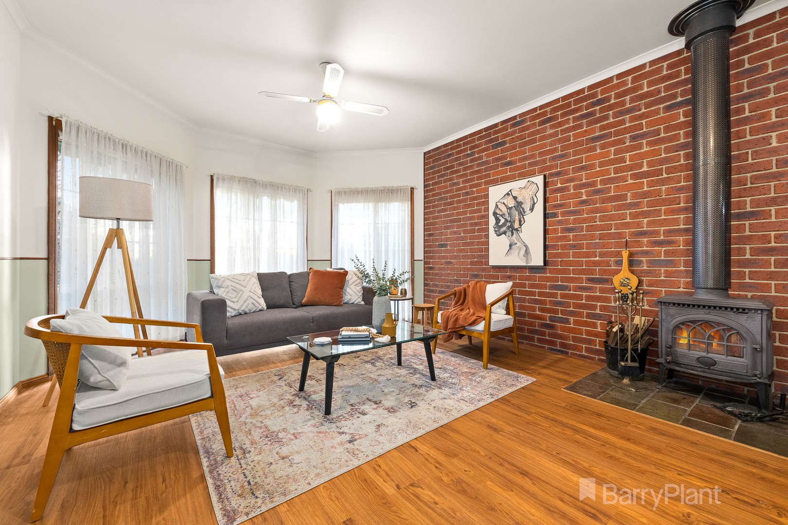 18 Sunnyside Drive, Berwick, VIC 3806, Berwick - Thumbnail 2