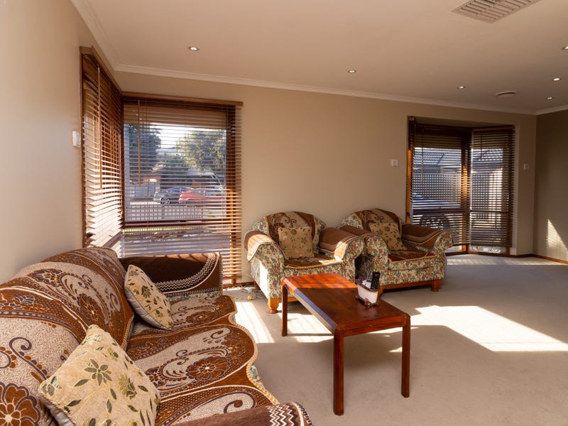 18 Talab Court, Chelsea Heights, VIC 3196 - Thumbnail 2 - 07/10/2021