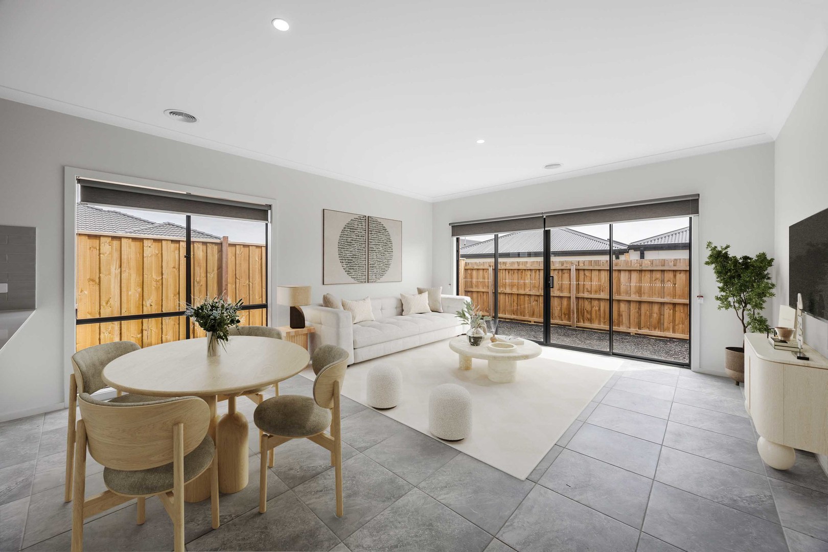 18 Thyme Crescent, Fraser Rise, VIC 3336 - Thumbnail 2 - 14/01/2026