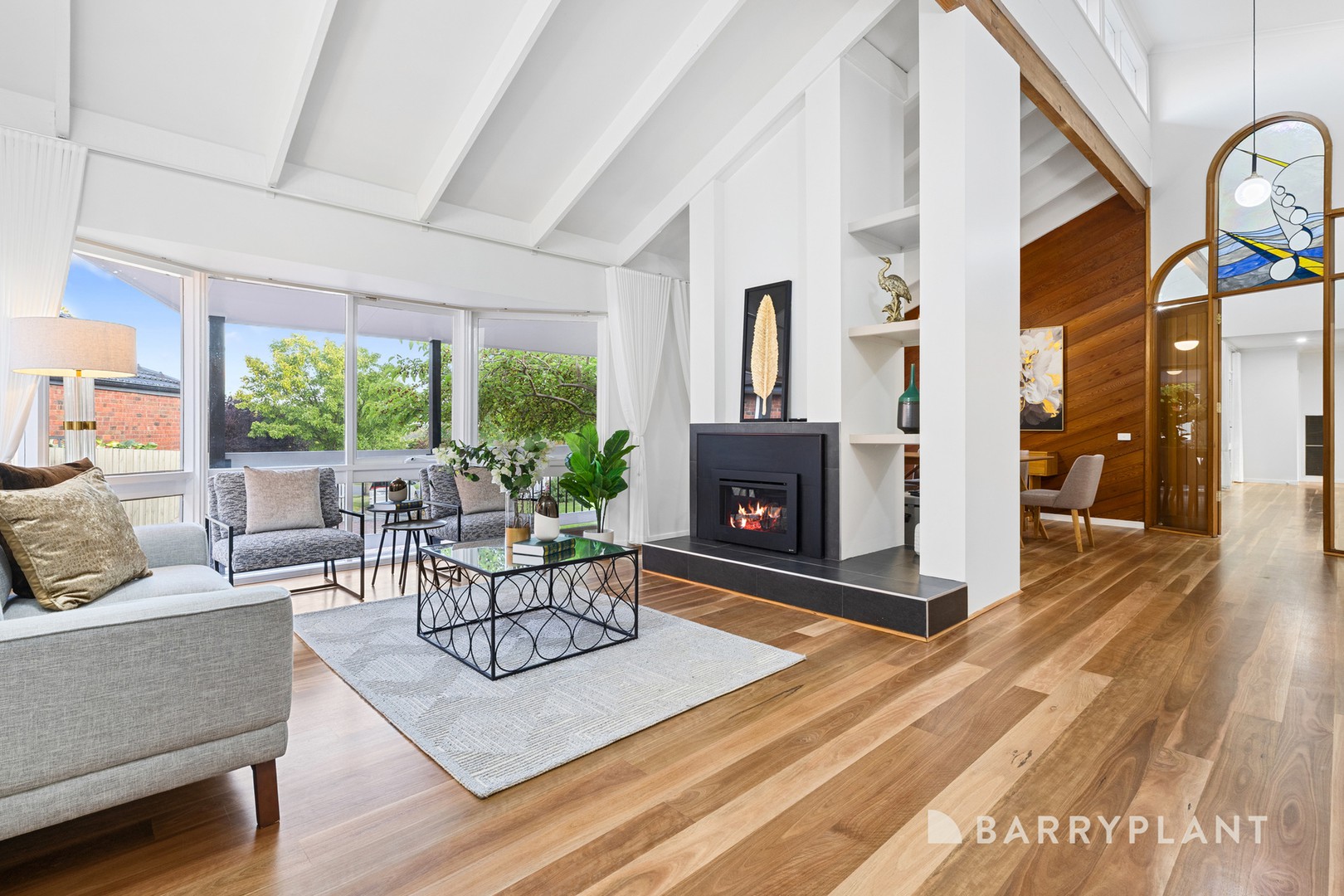 18 Tinarra Court, Wantirna South, VIC 3152 - Thumbnail 2 - 14/11/2025