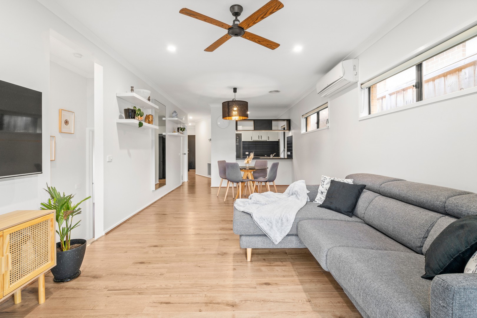 18 Tooradin Crescent, Doreen, VIC 3754, Doreen - Thumbnail 4