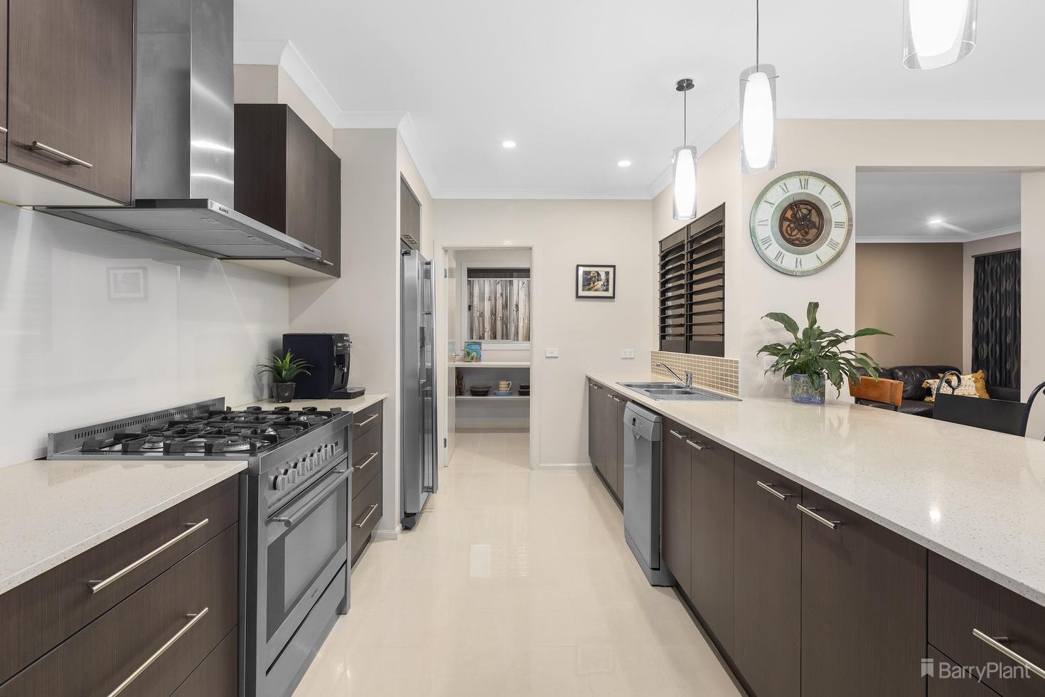 18 Treevalley Drive, Doncaster East, VIC 3109, Doncaster East - Thumbnail 3