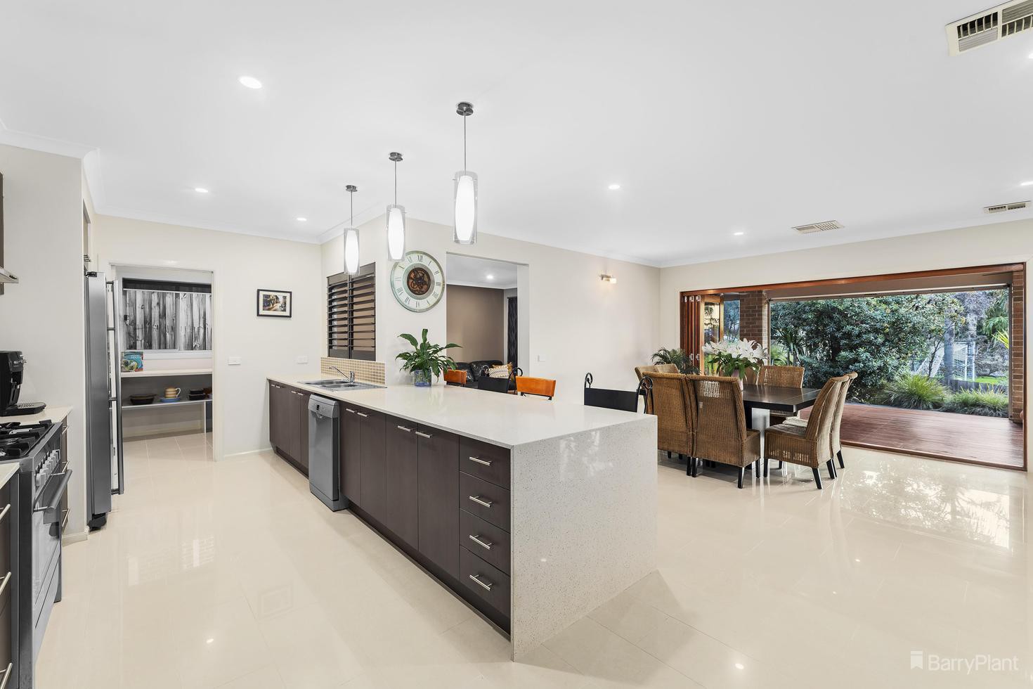 18 Treevalley Drive, Doncaster East, VIC 3109, Doncaster East - Thumbnail 5
