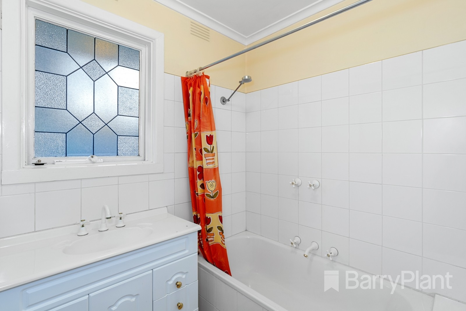 18 Tudor Crescent, Noble Park North, VIC 3174, Noble Park North - Thumbnail 7