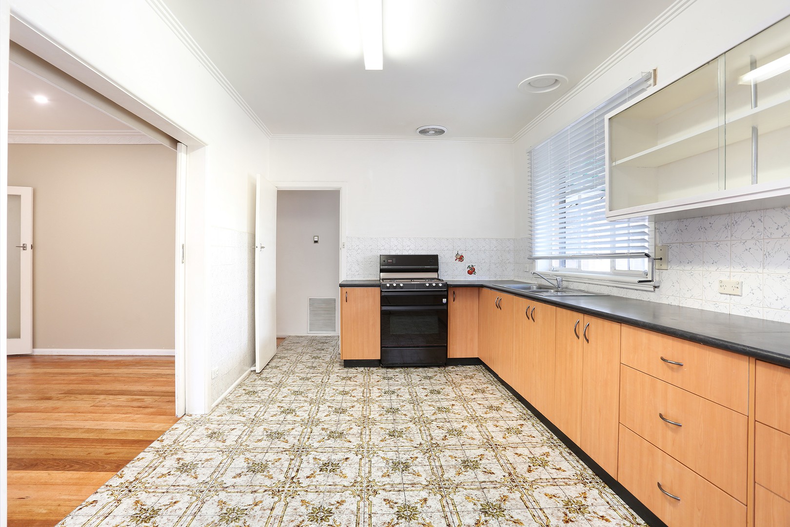 18 Valencia Street, Glenroy, VIC 3046, Glenroy - Thumbnail 3