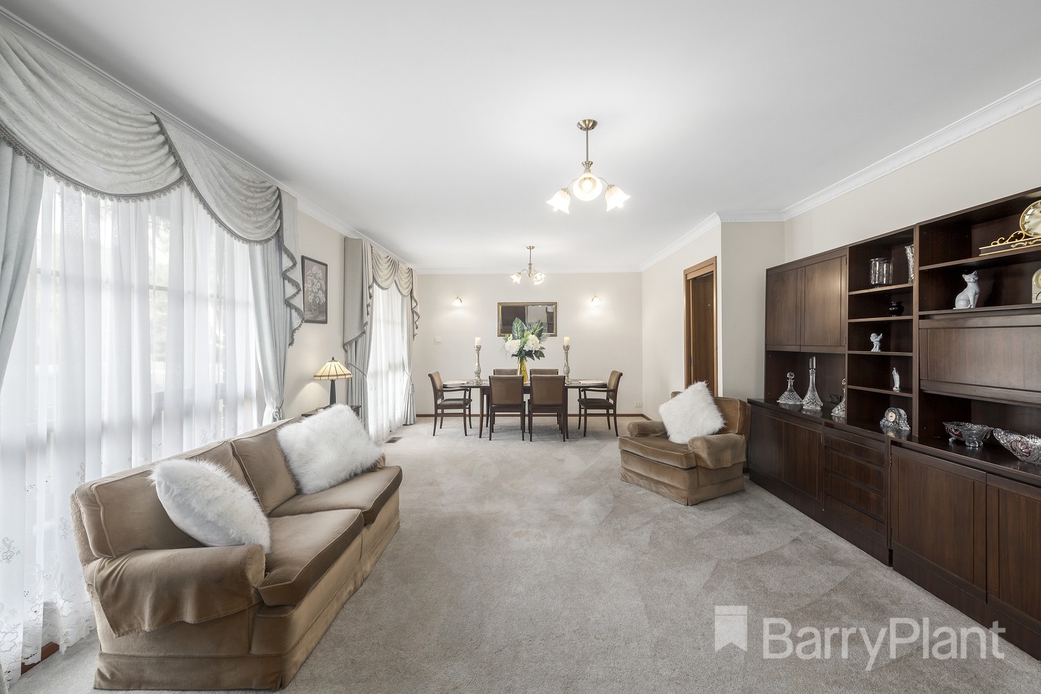 18 Vicarage Way, Watsonia North, VIC 3087, Watsonia North - Thumbnail 2