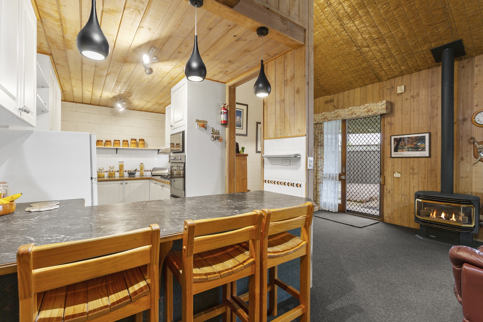 18 Victoria Street, Rippleside, VIC 3215, Rippleside - Thumbnail 6