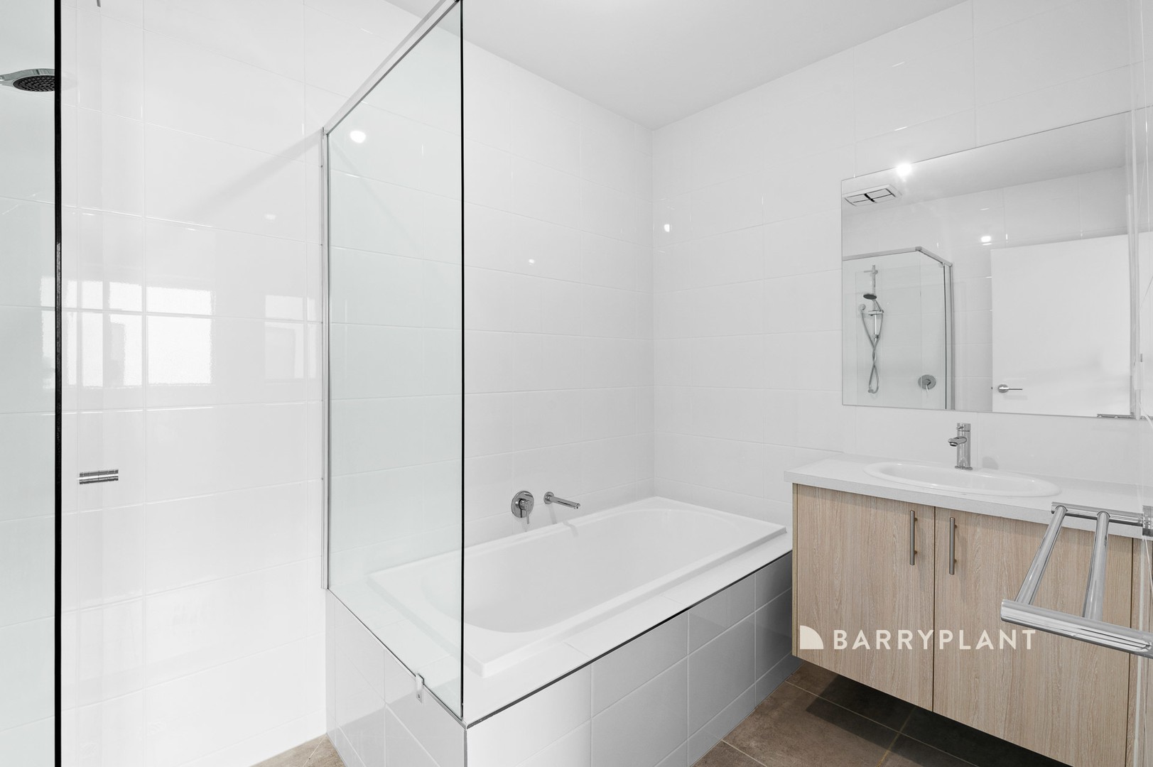 18 Village Way, Pakenham, VIC 3810, Pakenham - Thumbnail 8