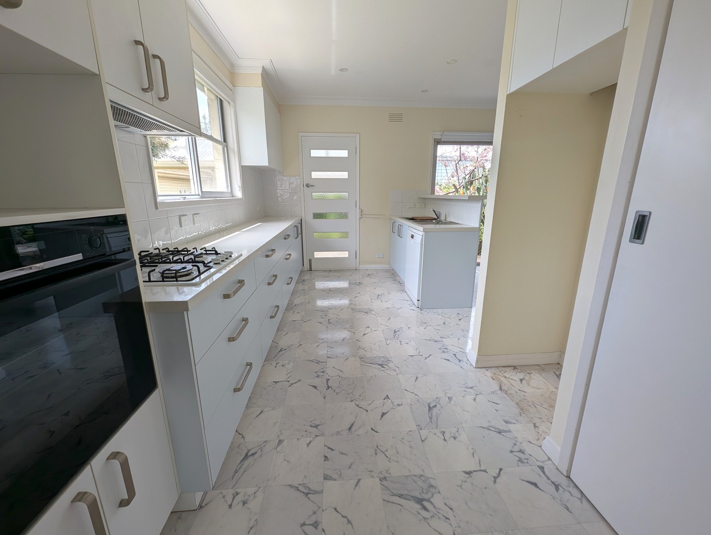 18 Virginia Street, Newtown, VIC 3220, Newtown - Thumbnail 3