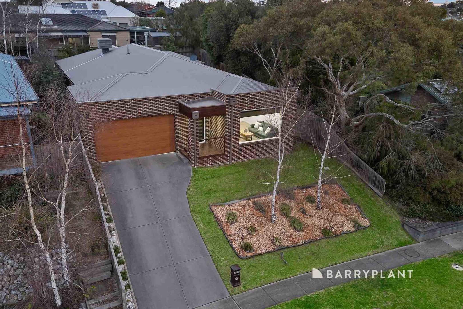 18 Walker Drive, Drouin, VIC 3818 - Thumbnail 2 - 01/08/2025