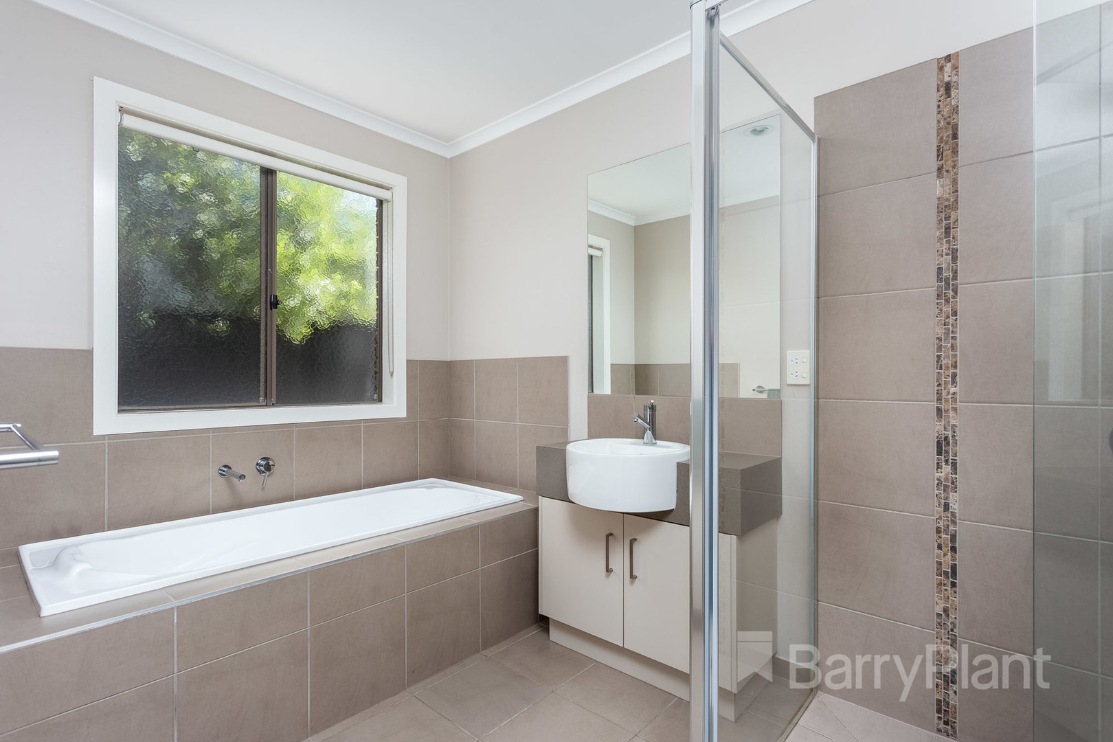 18 Walton Loop, Point Cook, VIC 3030, Point Cook - Thumbnail 8