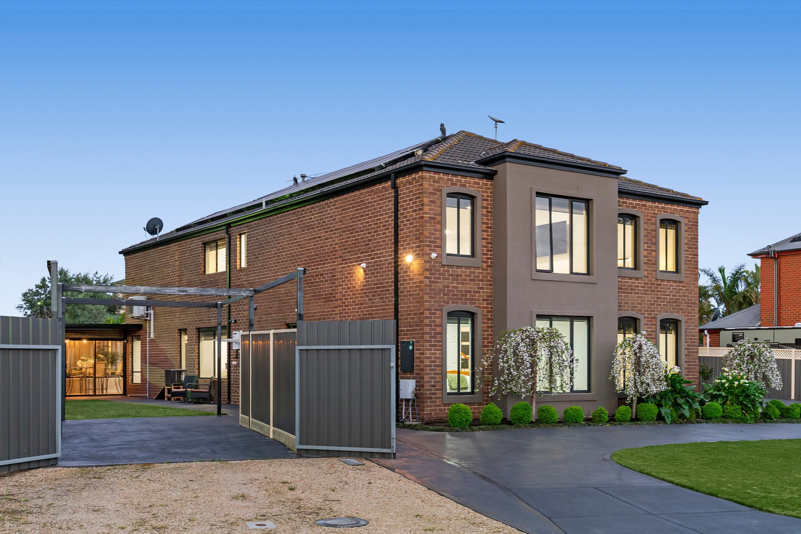 18 Warrens Brook Road, Hillside, VIC 3037 - Thumbnail 2 - 07/10/2026