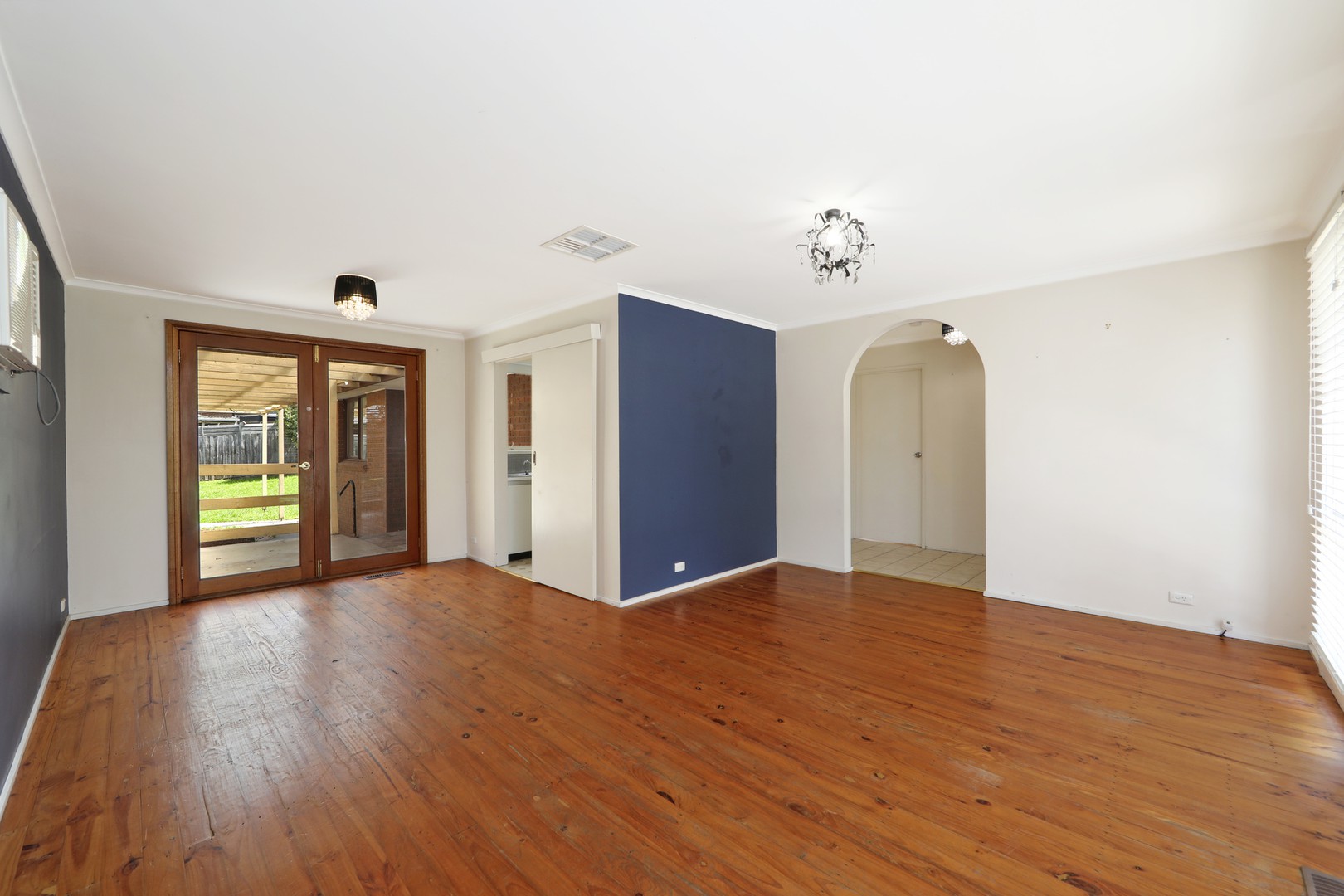 18 Wartook Way, Rowville, VIC 3178 - Thumbnail 2 - 11/11/2025