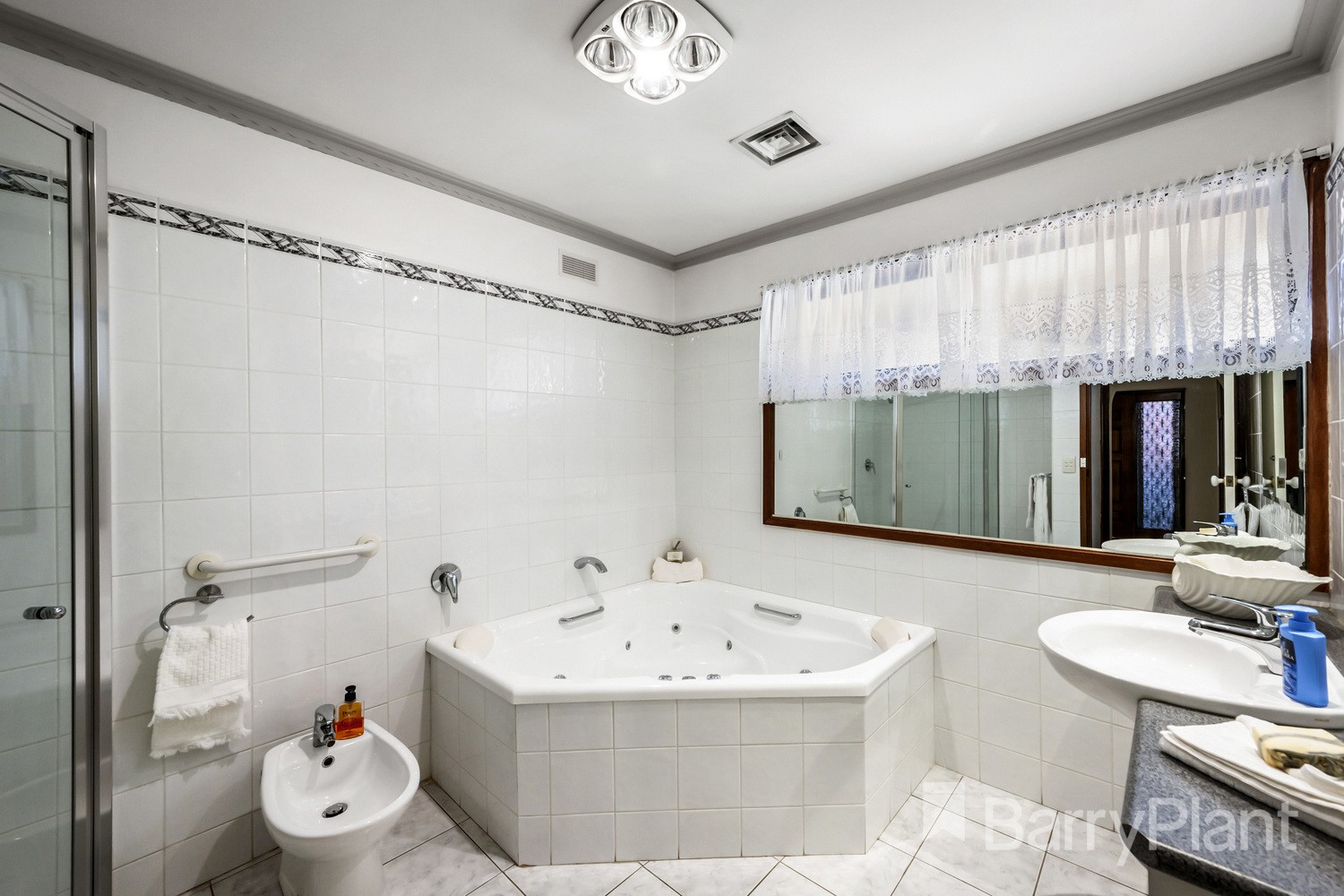 18 Weemala Court, Greensborough, VIC 3088, Greensborough - Thumbnail 7