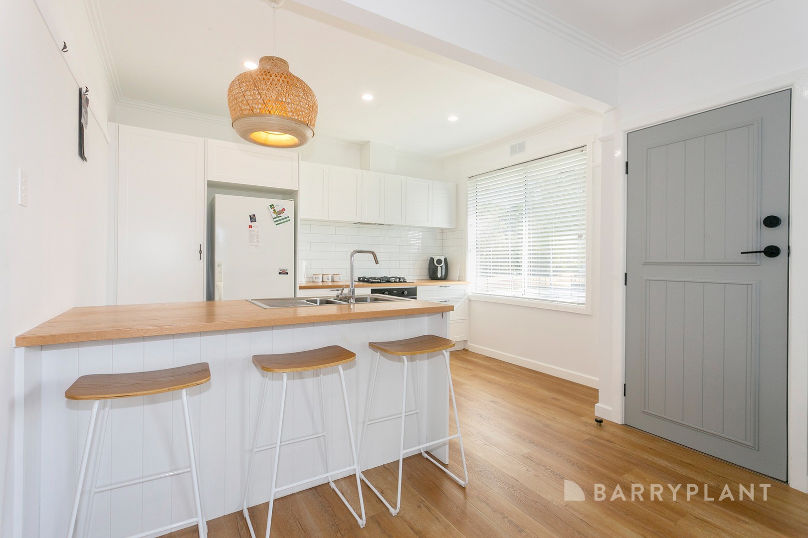 18 Western Park Drive, Warragul, VIC 3820 - Thumbnail 1 - 29/02/2024