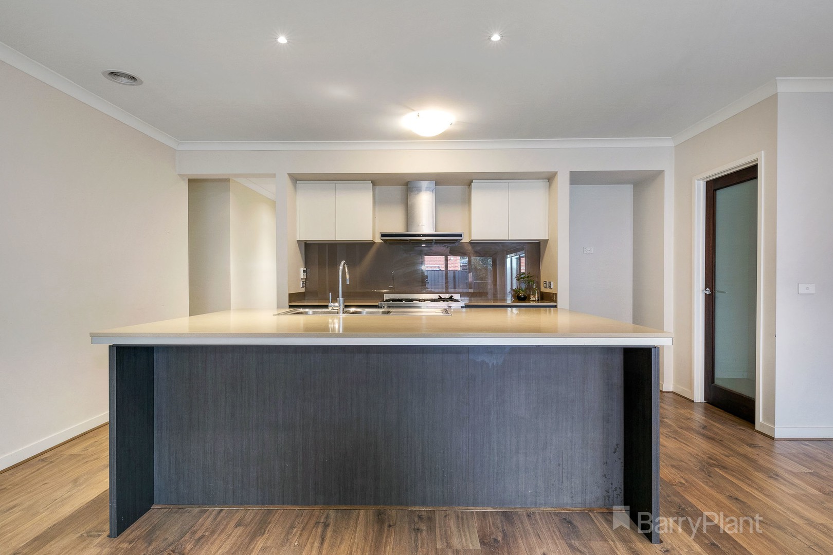 18 Westphalian Rise, Clyde North, VIC 3978, Clyde North - Thumbnail 3