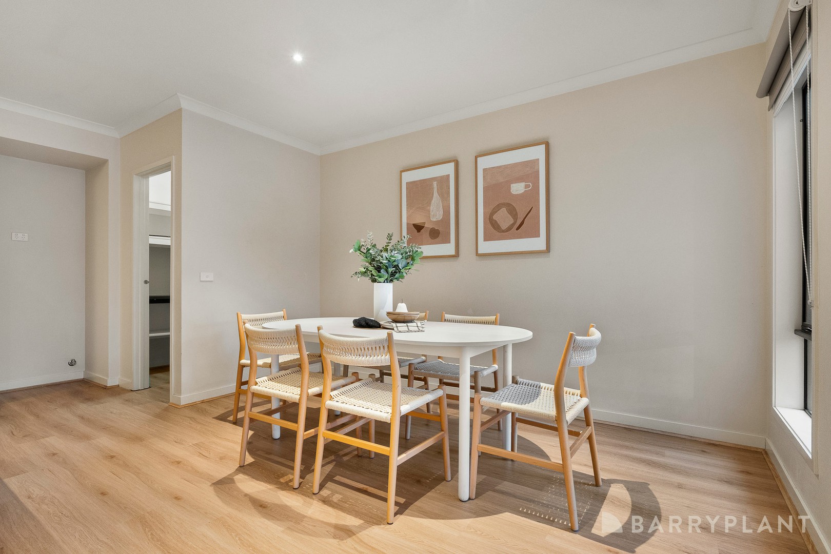 18 Westphalian Rise, Clyde North, VIC 3978, Clyde North - Thumbnail 6