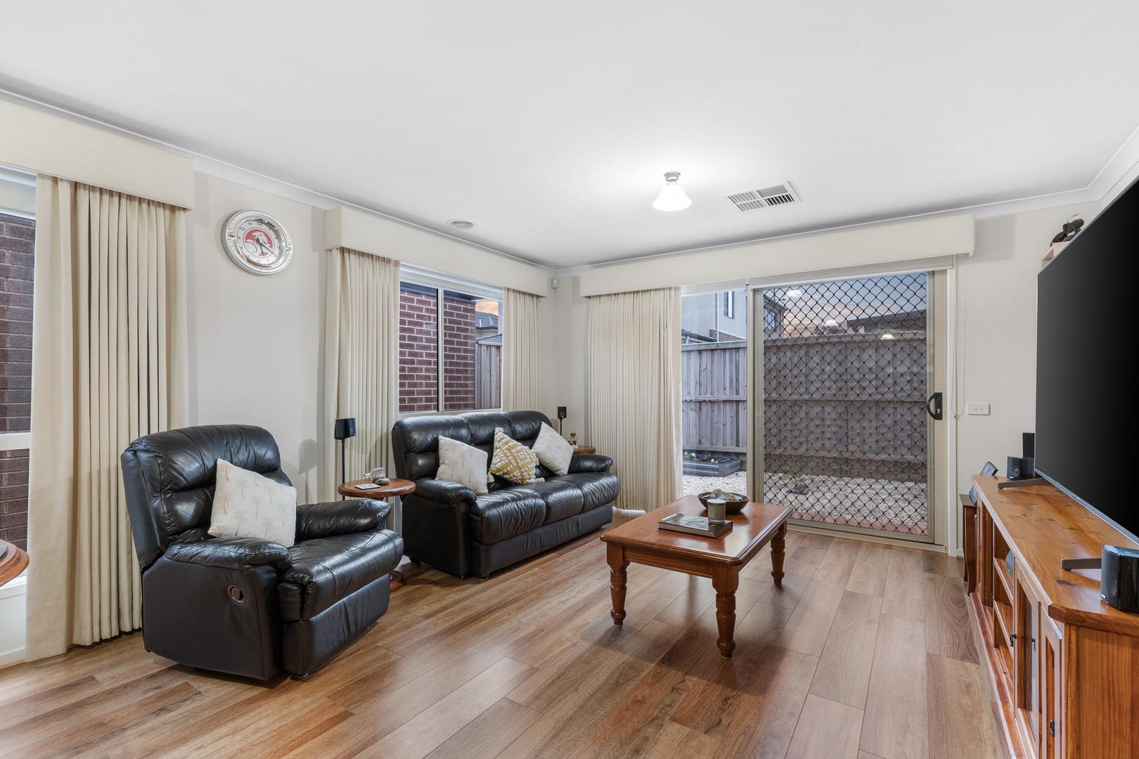 18 Wilde Street, Fraser Rise, VIC 3336, Fraser Rise - Thumbnail 6