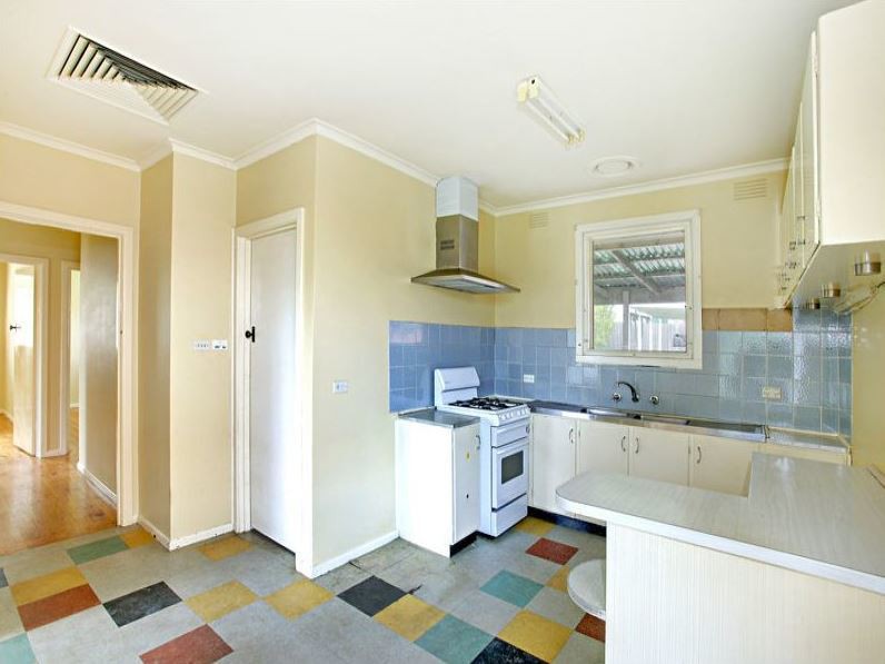 18 Willow Grove, Coburg, VIC 3058, Coburg - Thumbnail 3