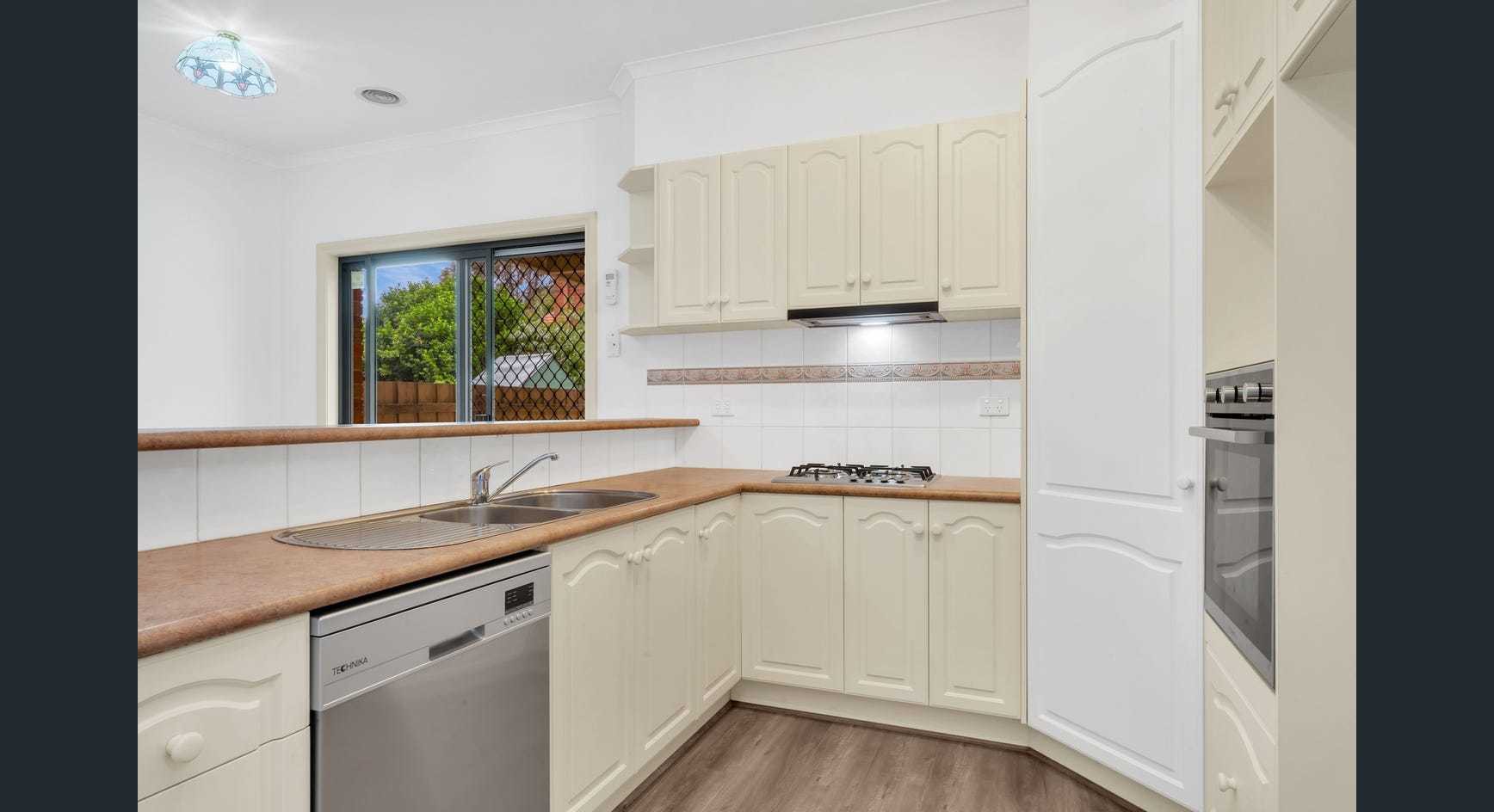 18 Willunga Way, Bundoora, VIC 3083 - Thumbnail 2 - 27/04/2026