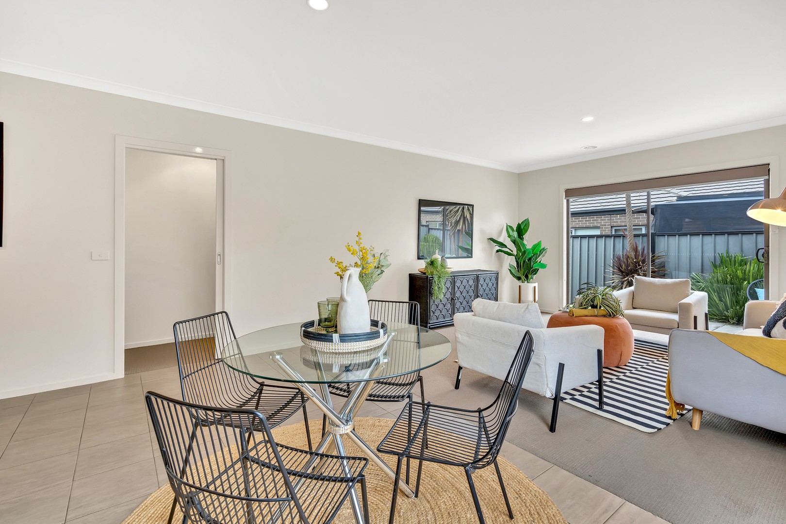 18 Woodgrove Street, Craigieburn, VIC 3064, Craigieburn - Thumbnail 5