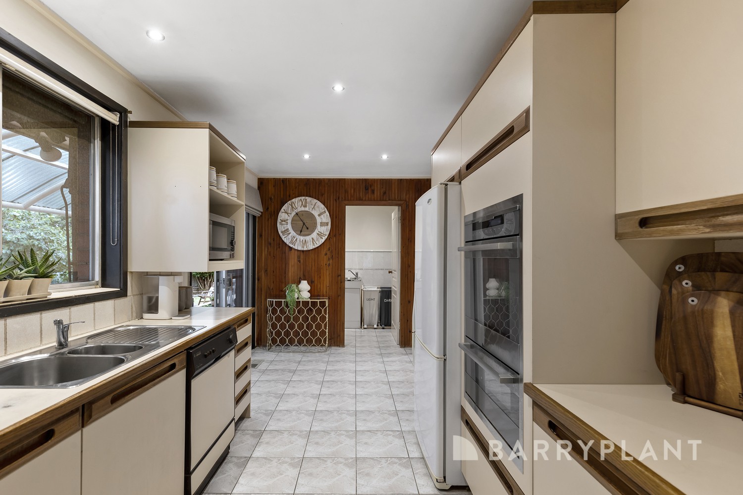 18 Yaltara Avenue, Bundoora, VIC 3083, Bundoora - Thumbnail 3