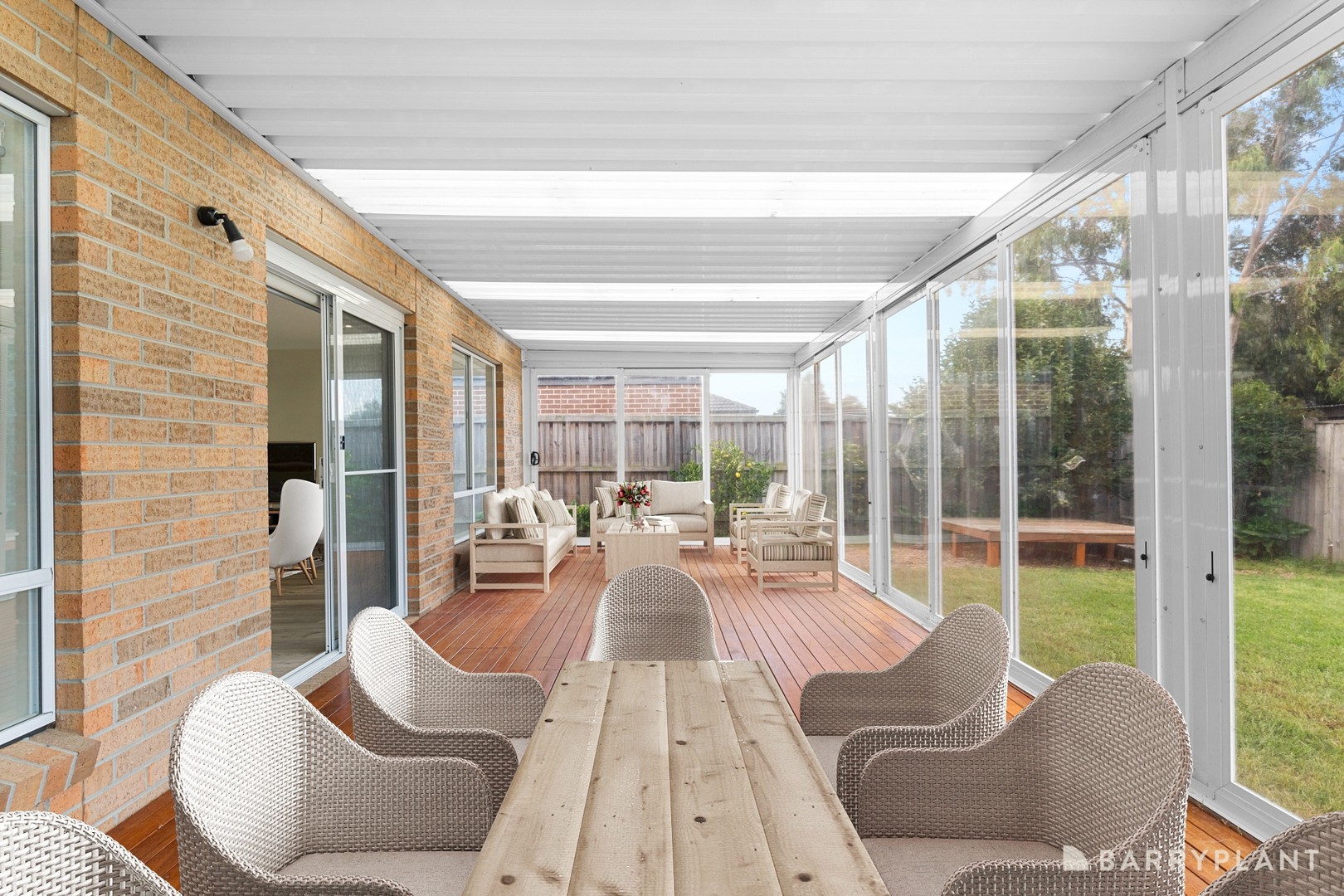 18 Yellowbox Drive, Point Cook, VIC 3030, Point Cook - Thumbnail 2