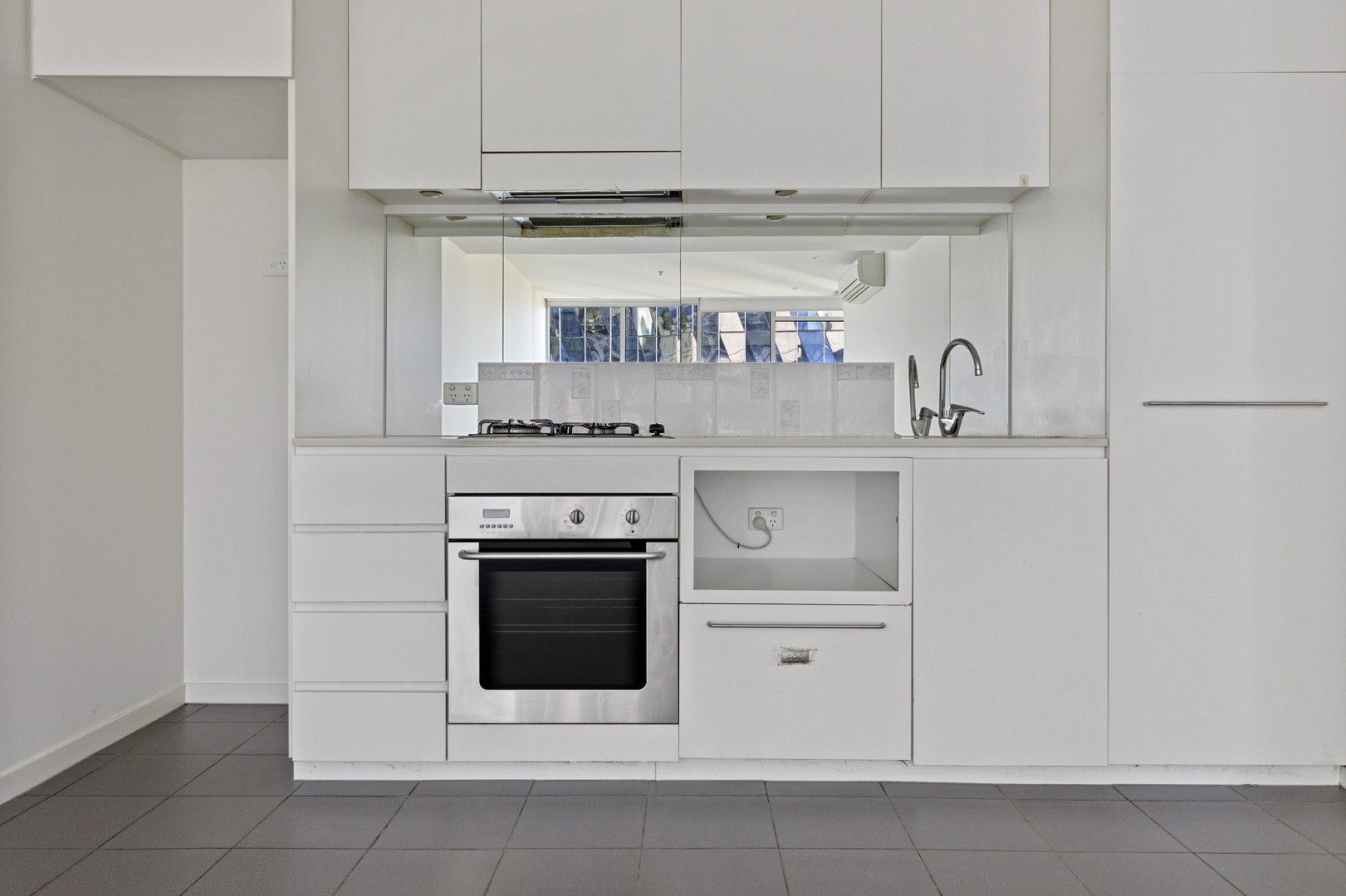 1806/8 McCrae Street, Docklands, VIC 3008, Docklands - Thumbnail 2