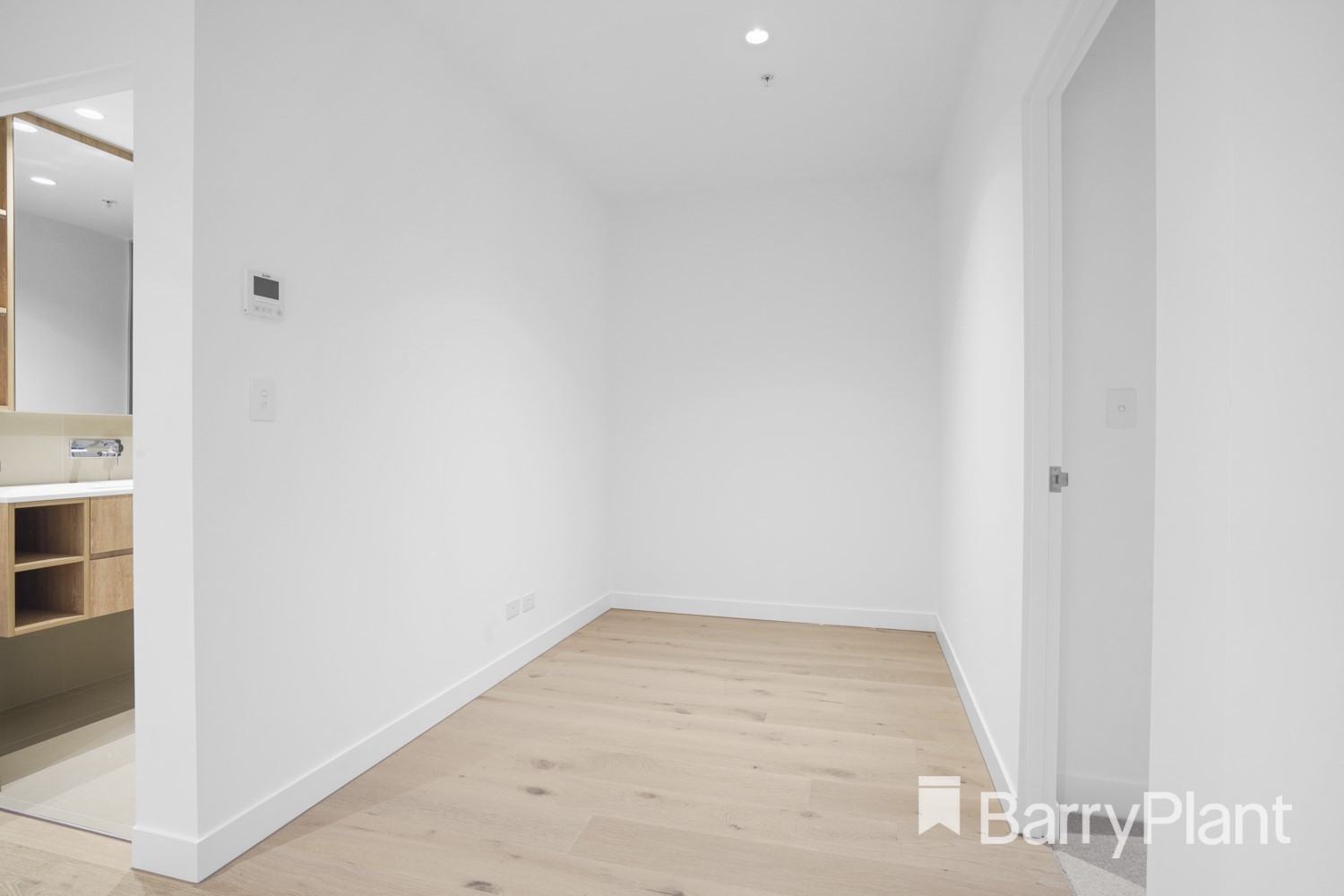 1807D/250 Spencer Street, Melbourne, VIC 3000, Melbourne - Thumbnail 3