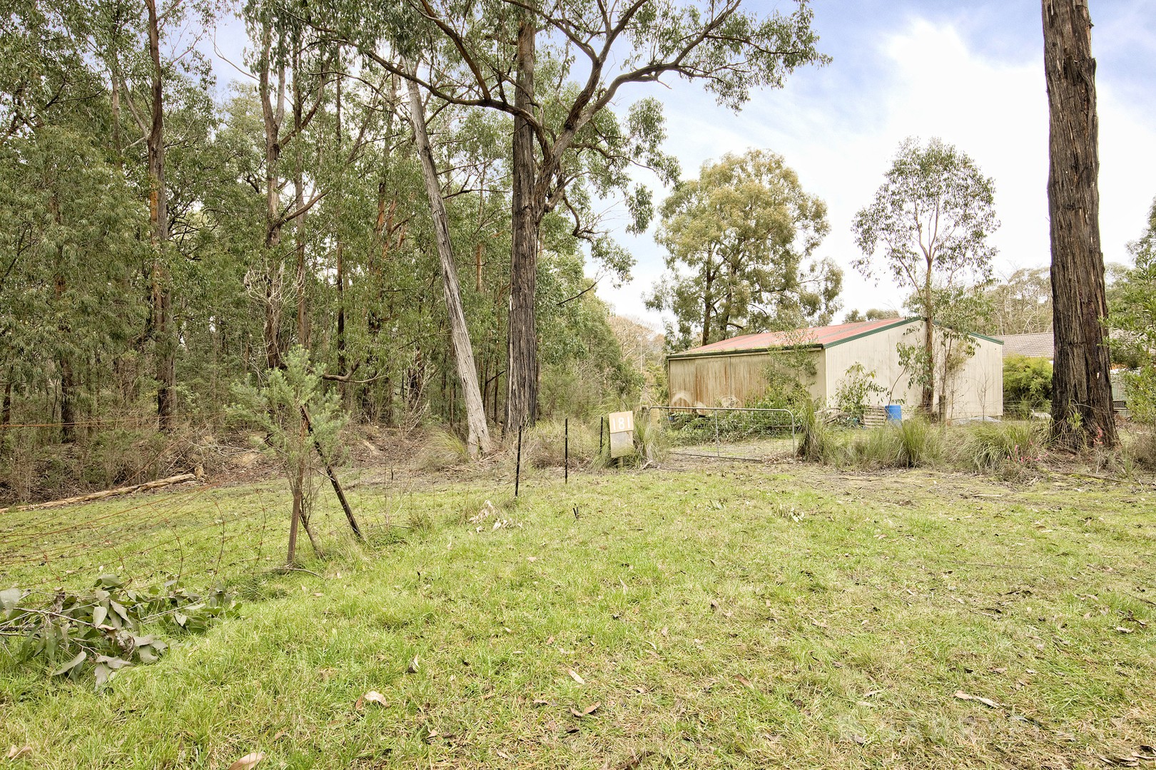 181 Rainy Hill Road, Cockatoo, VIC 3781 - Thumbnail 2 - 05/08/2026